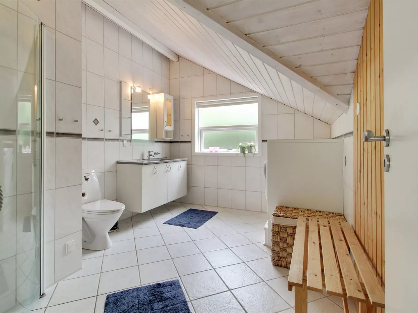 "Impi" - 1.5km from the sea-Inside