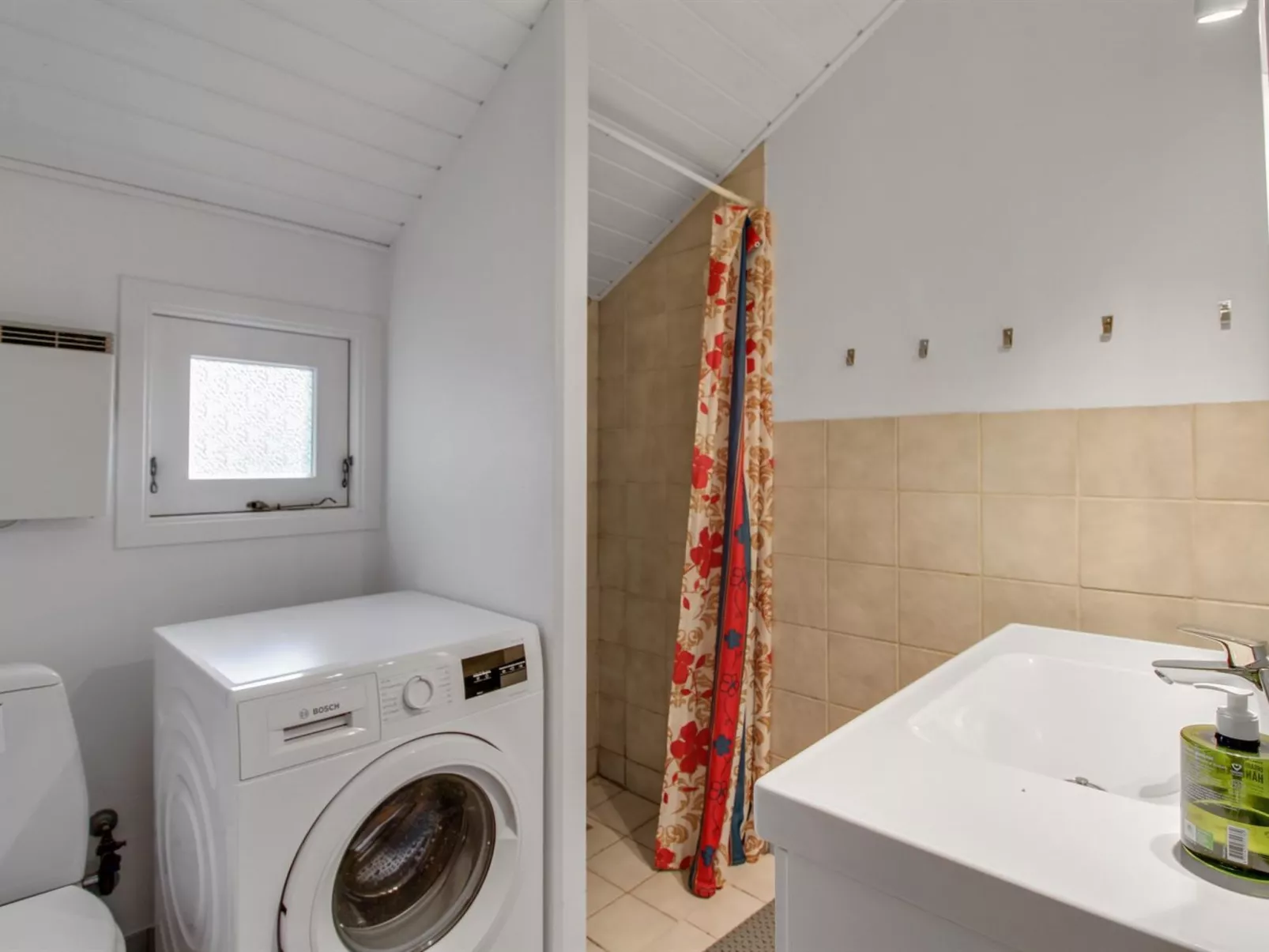 "Lilja" - 1.5km from the sea-Inside