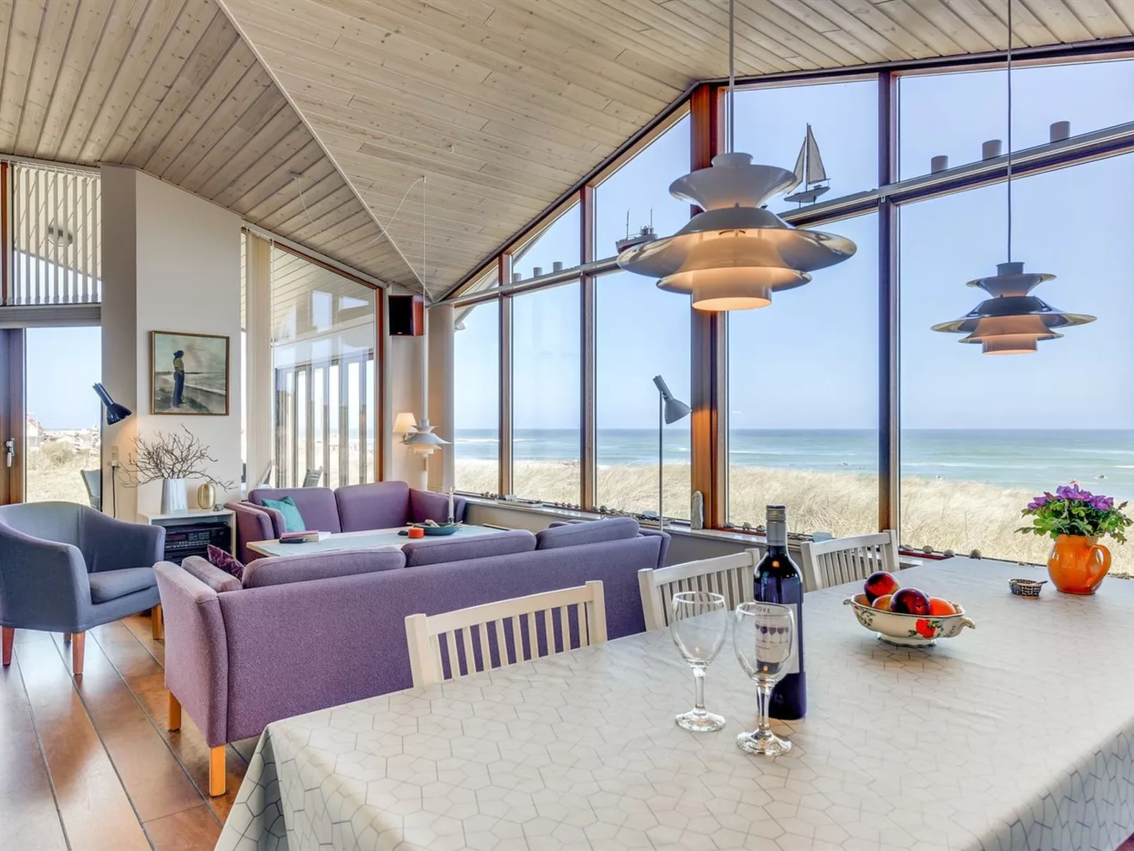 "Arngrim" - 100m from the sea-Inside