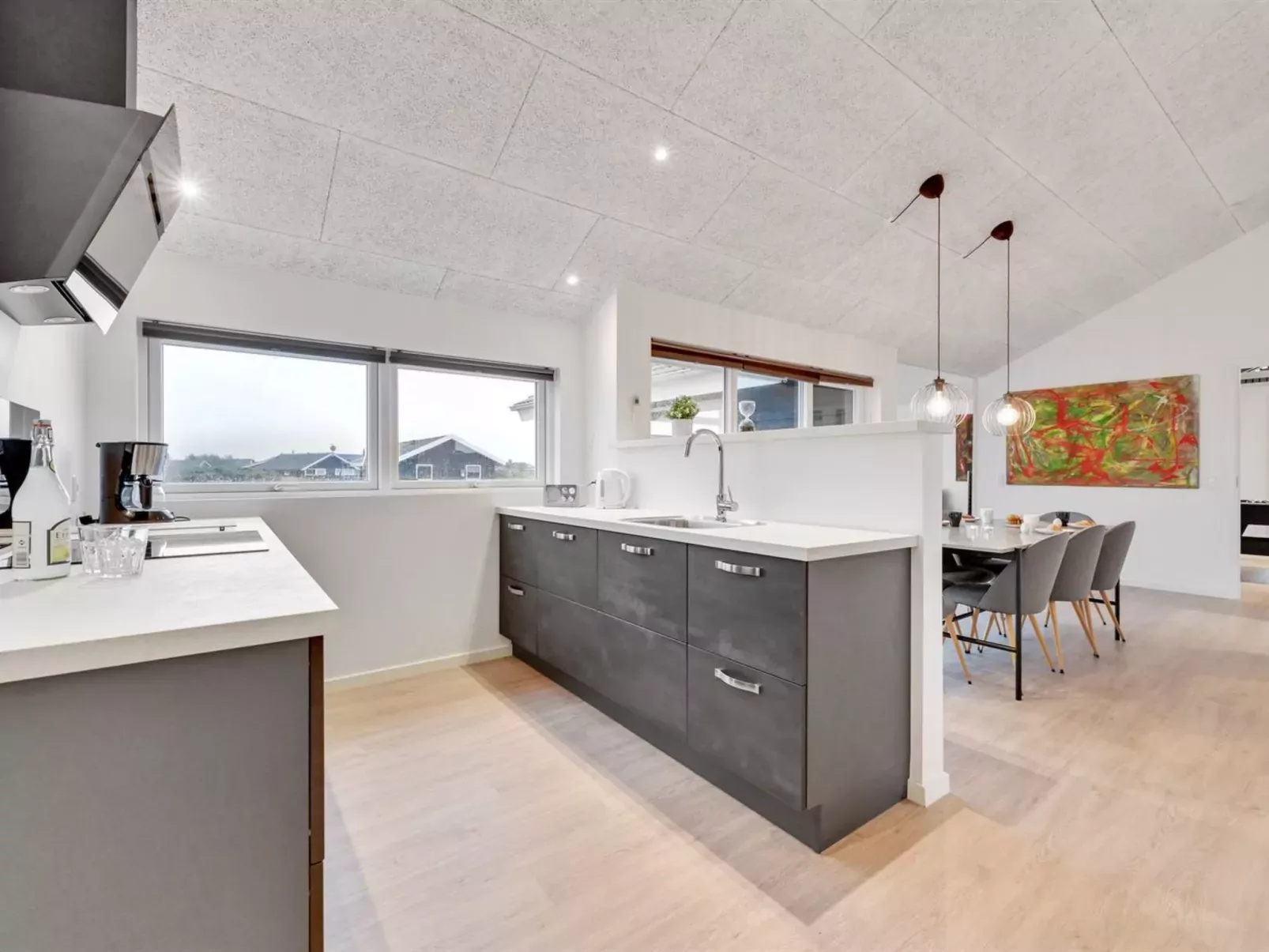 "Tola" - 450m from the sea-Inside