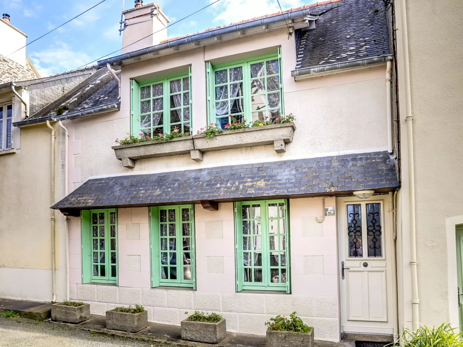 La Congrière-Outside