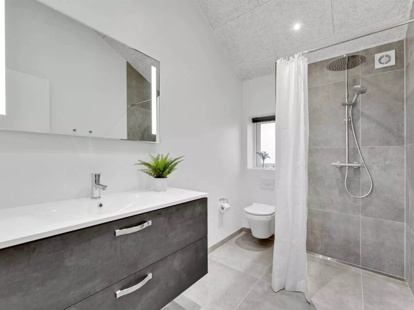 "Tola" - 450m from the sea-Inside