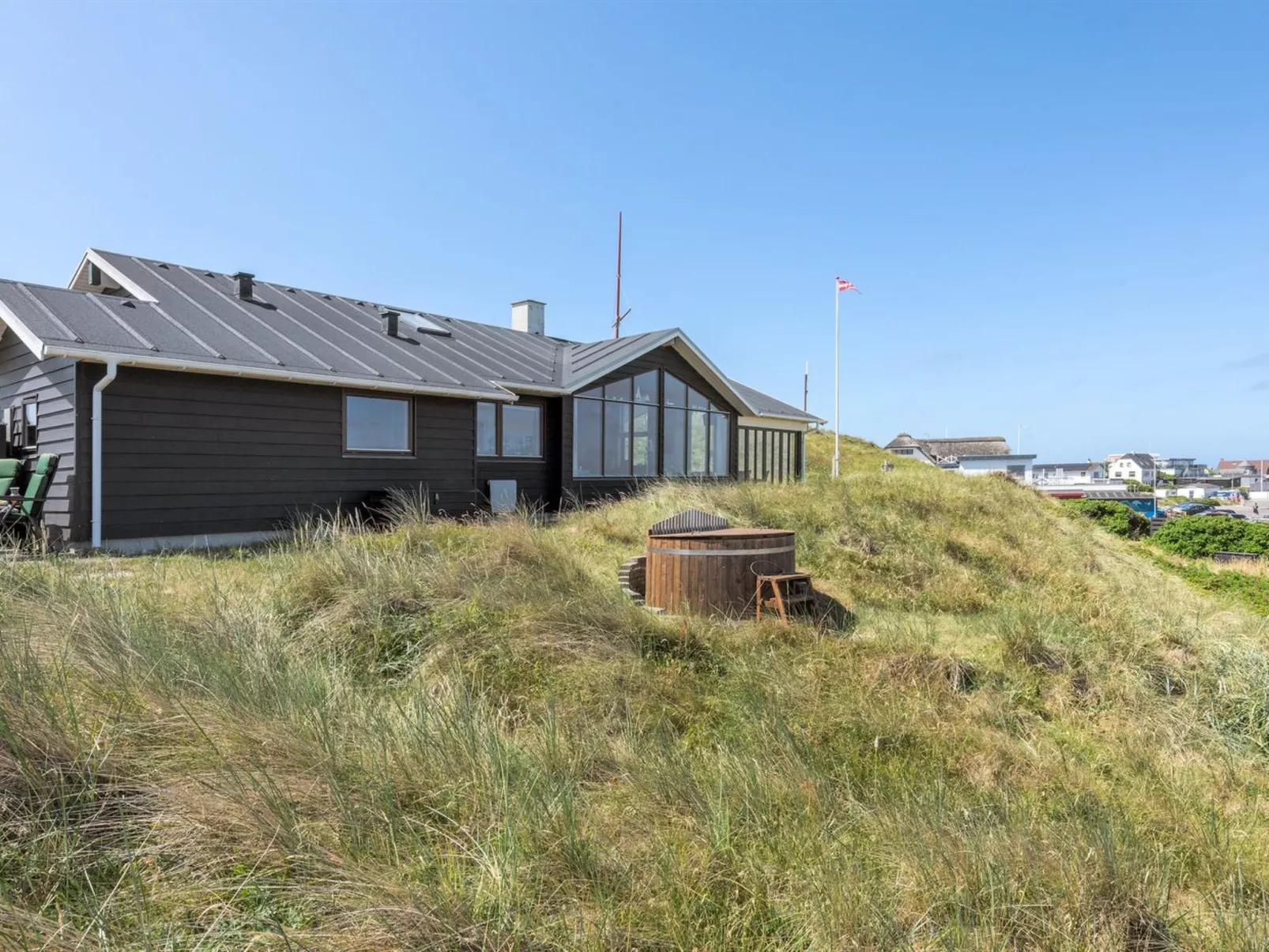 "Arngrim" - 100m from the sea-Outside