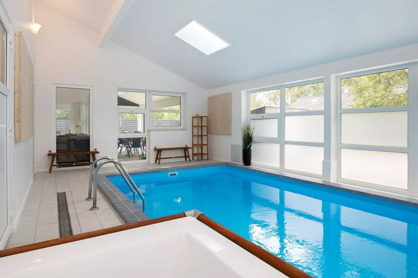 12 Personen Ferienhaus in Væggerløse-By Traum-Schwimmbad