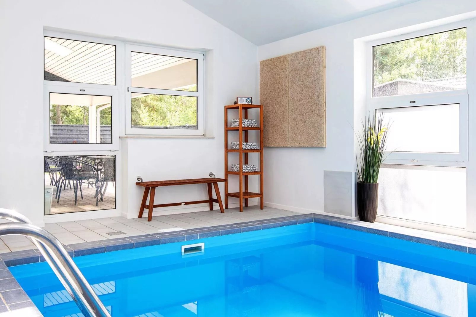 12 Personen Ferienhaus in Væggerløse-By Traum-Schwimmbad