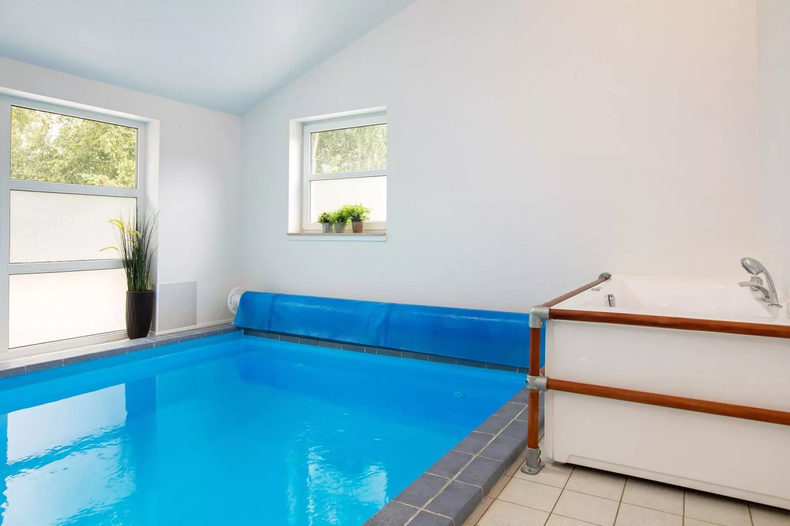 12 Personen Ferienhaus in Væggerløse-By Traum-Schwimmbad