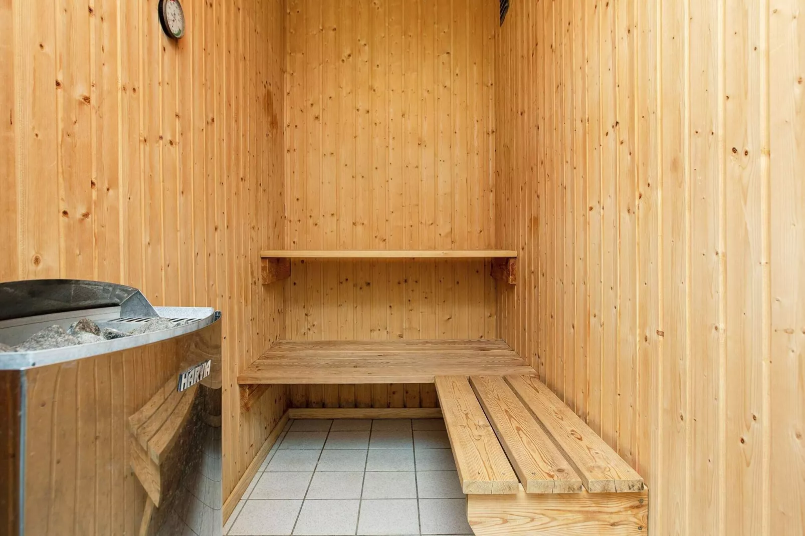 12 Personen Ferienhaus in Væggerløse-By Traum-Sauna