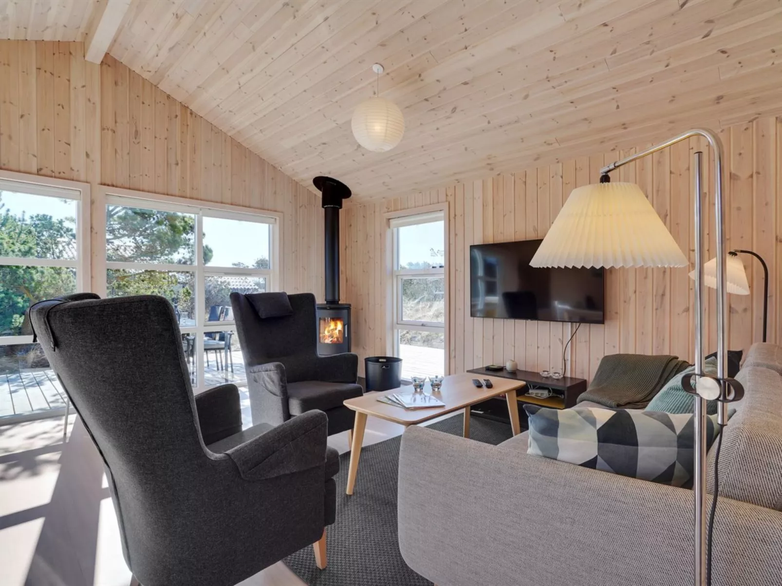 "Gyrial" - 950m from the sea-Inside