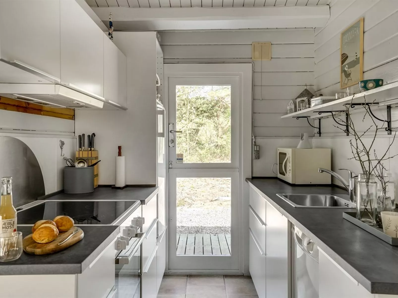 "Herborg" - 1km from the sea-Inside