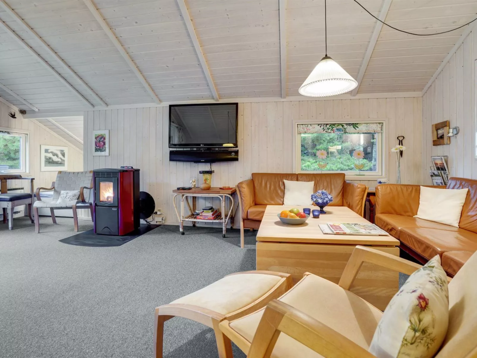 "Alaine" - 850m from the sea-Inside