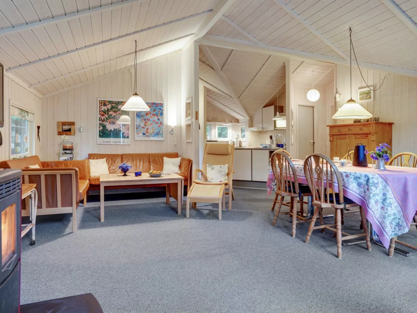 "Alaine" - 850m from the sea-Inside