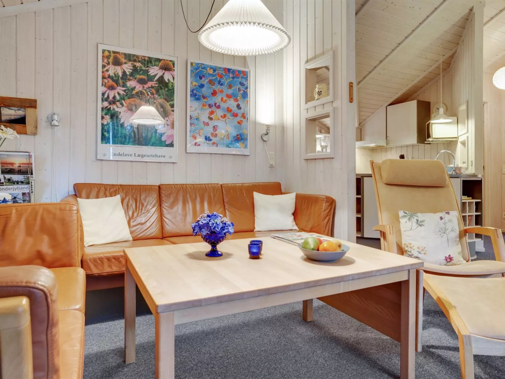 "Alaine" - 850m from the sea-Inside