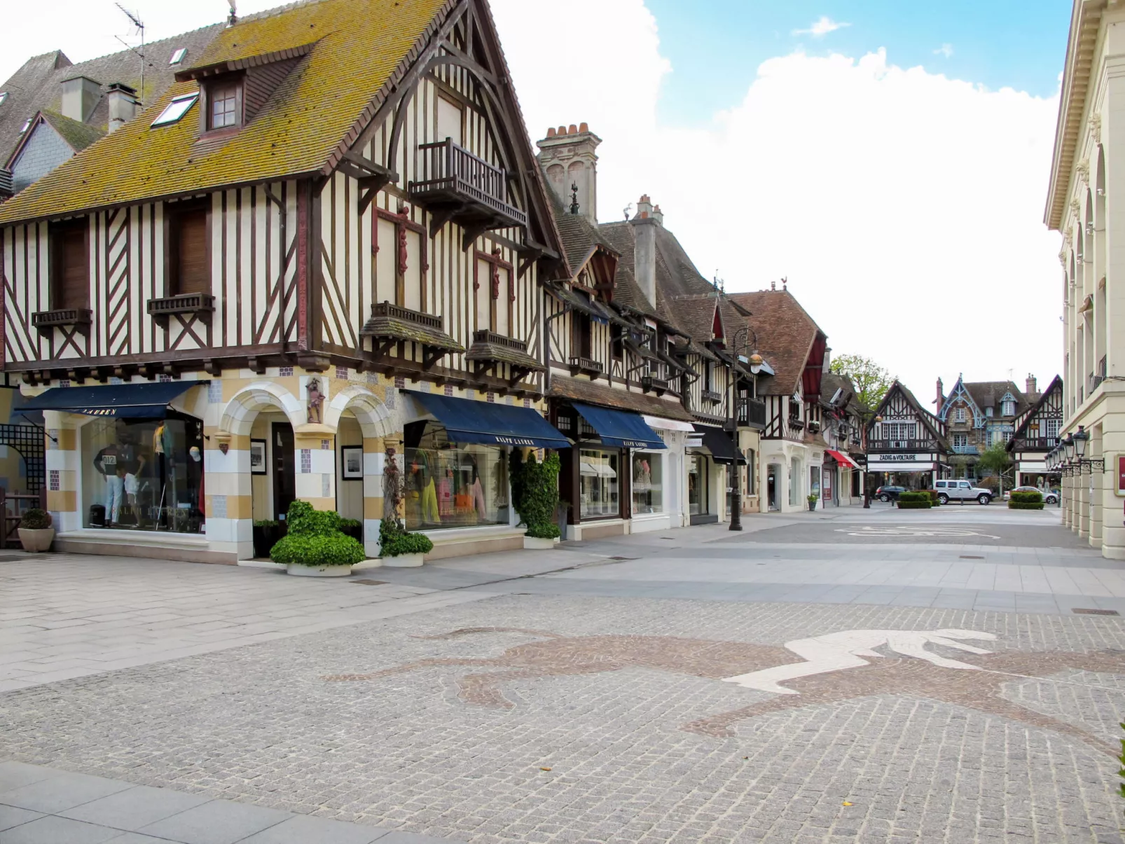 Les Prés Rousselins-Area