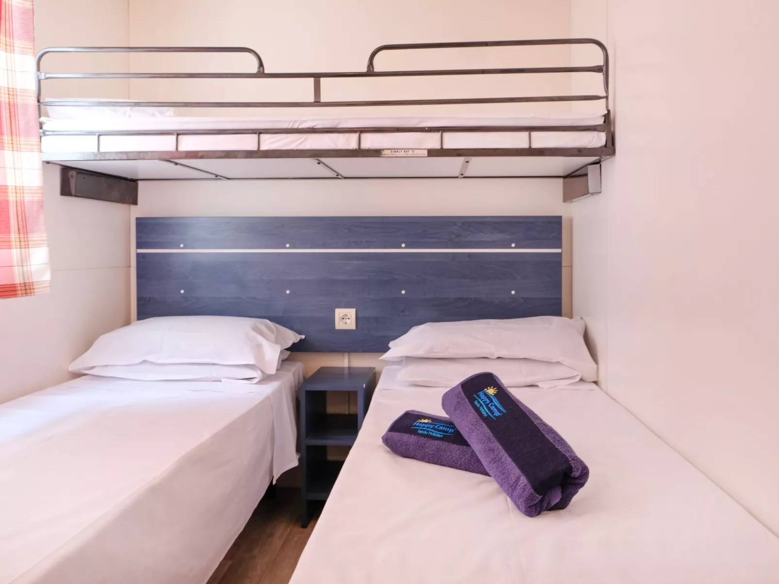 Balatontourist Füred-Inside