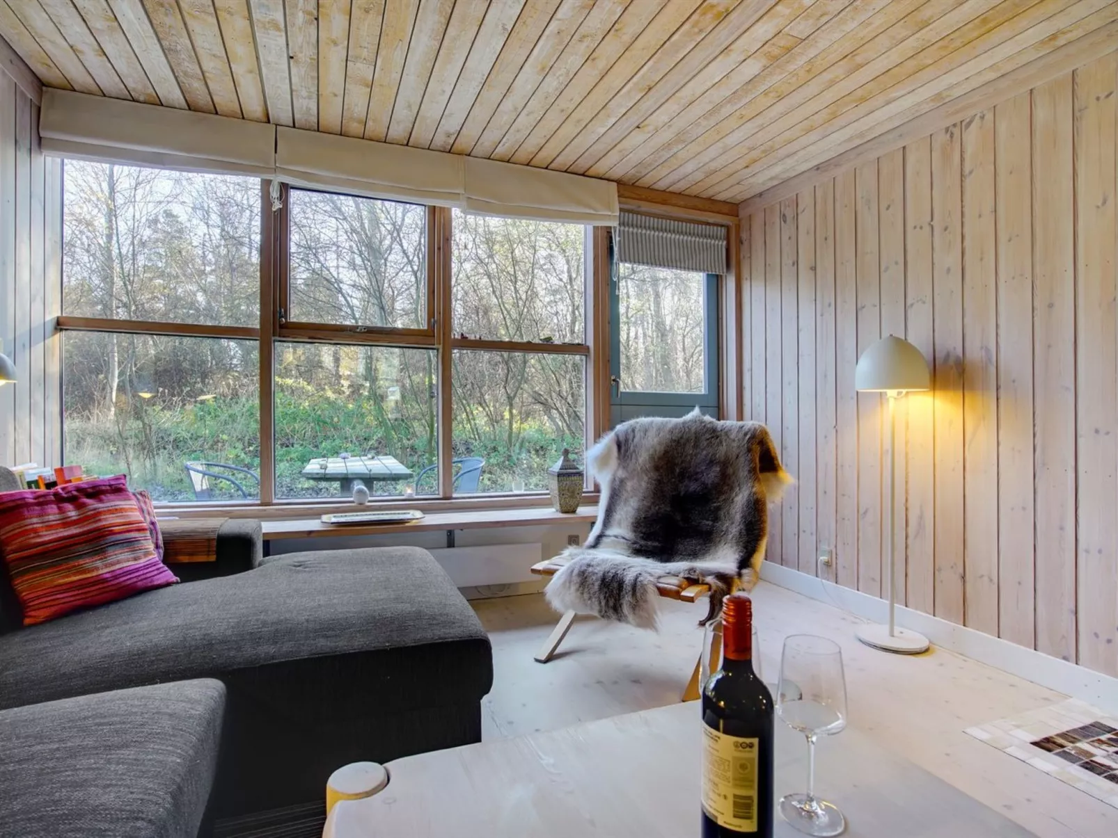 "Robert" - 250m from the sea-Inside