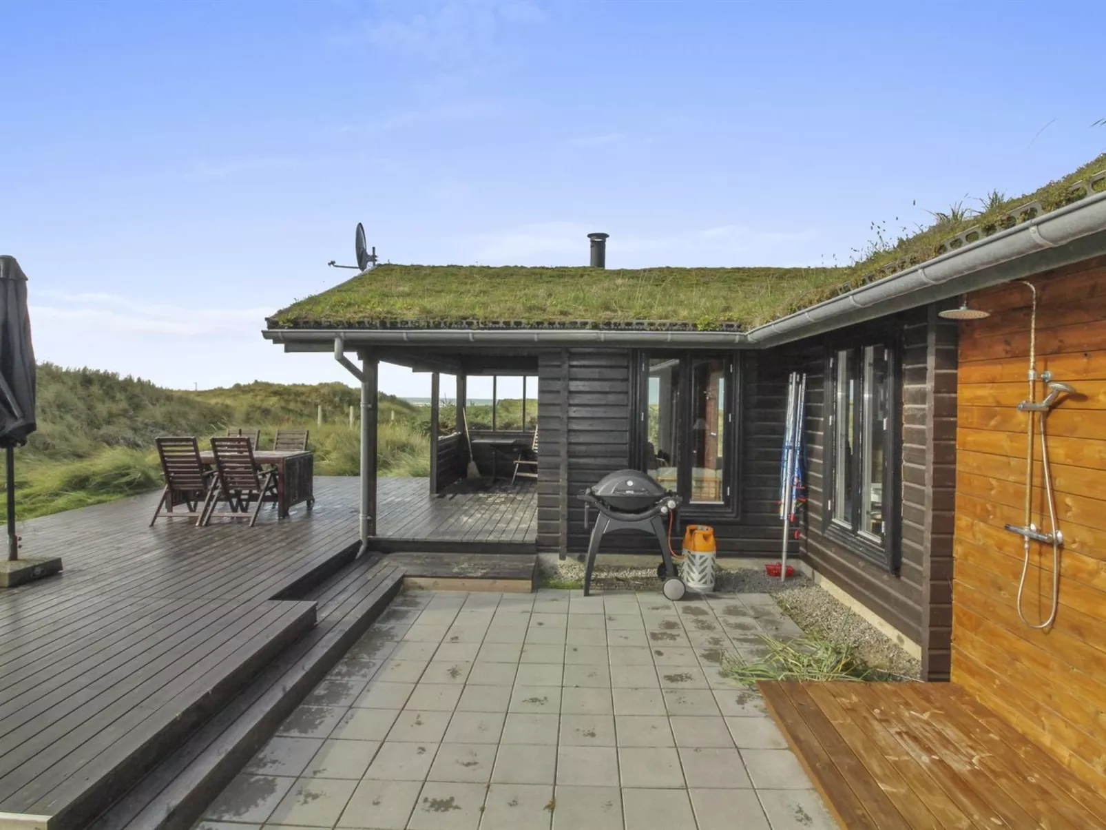 "Baltur" - 650m from the sea-Outside