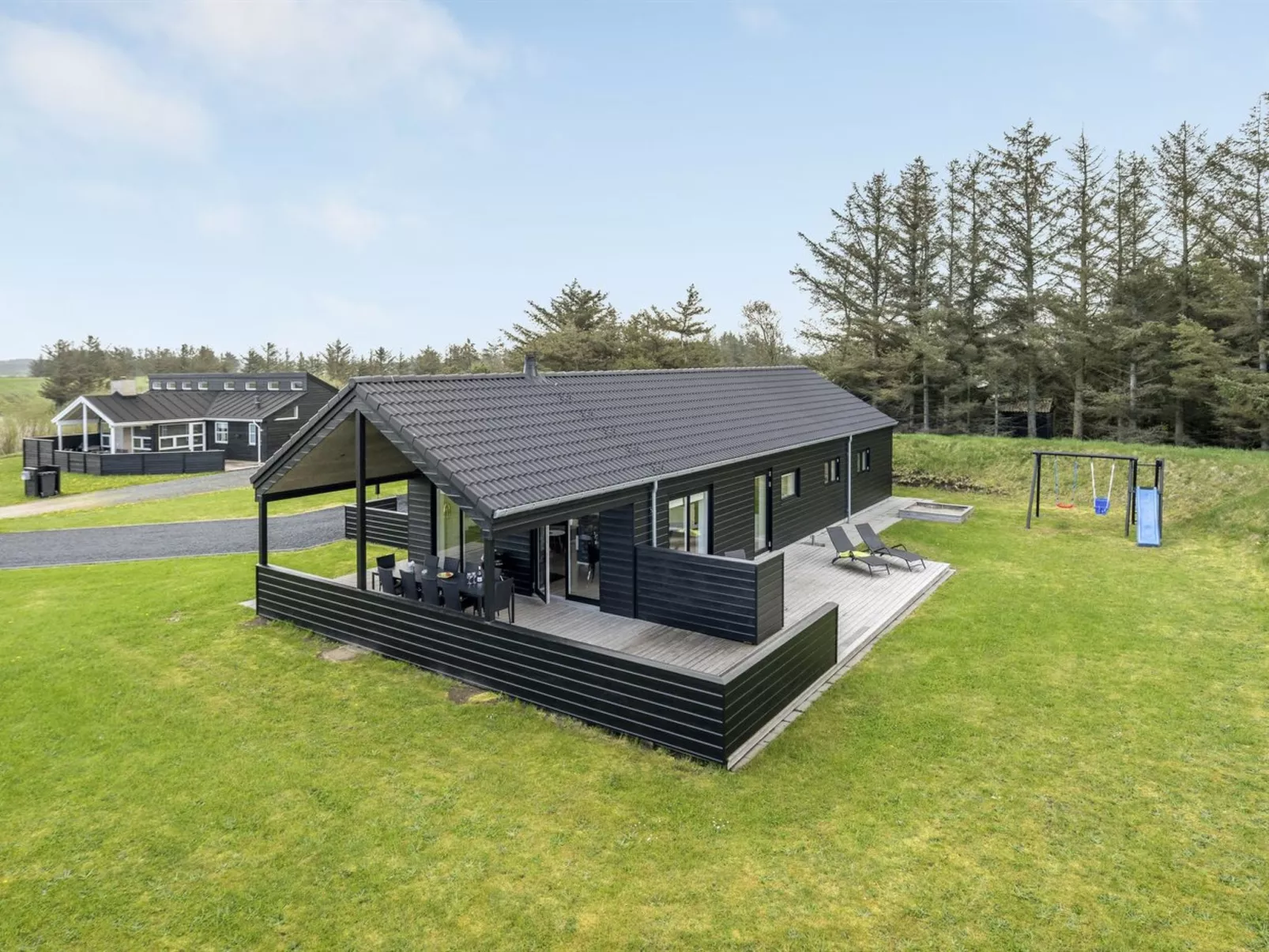"Øthbiorn" - 1.1km from the sea-Inside