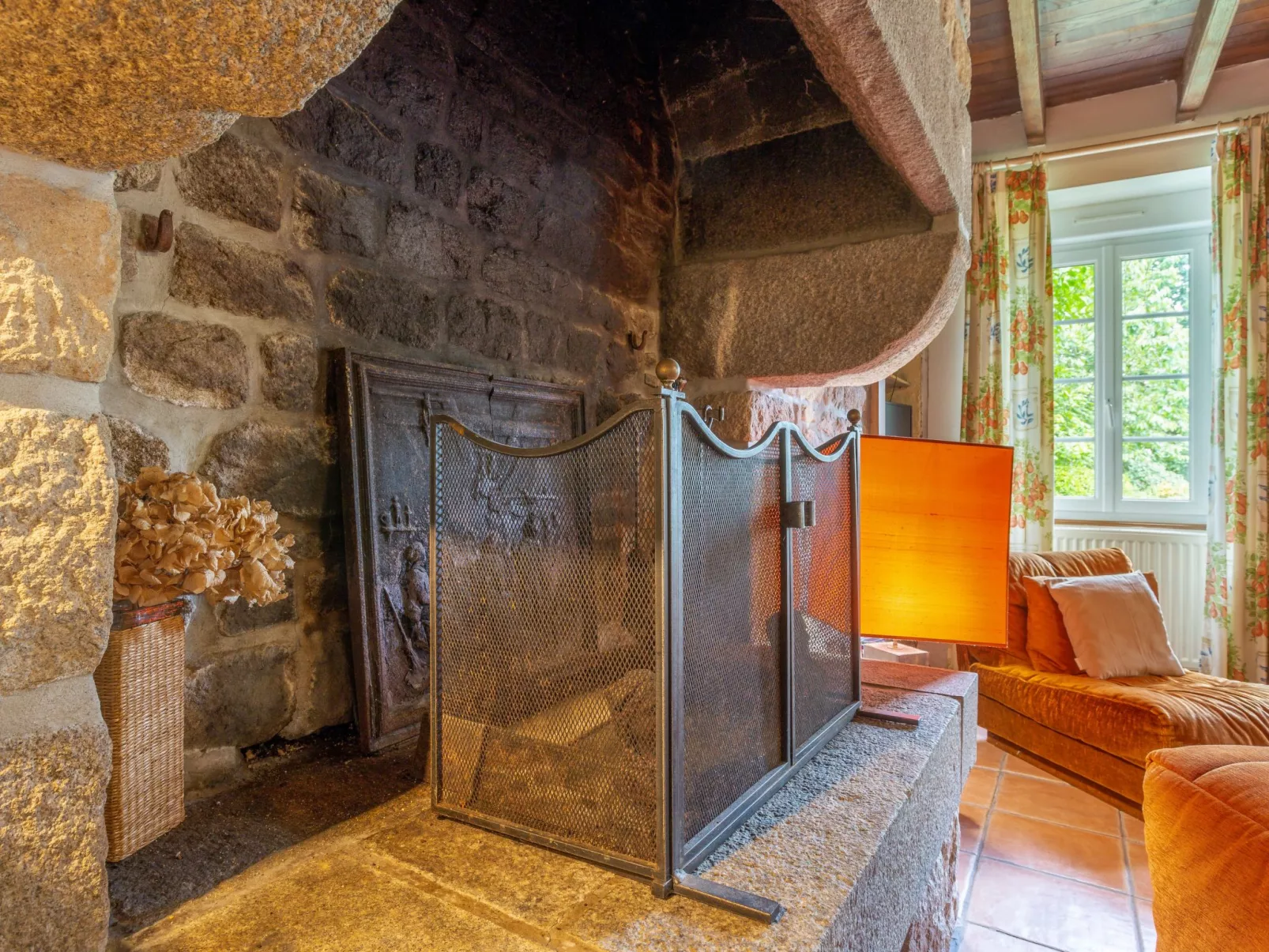 La Haute Gilberdière-Inside