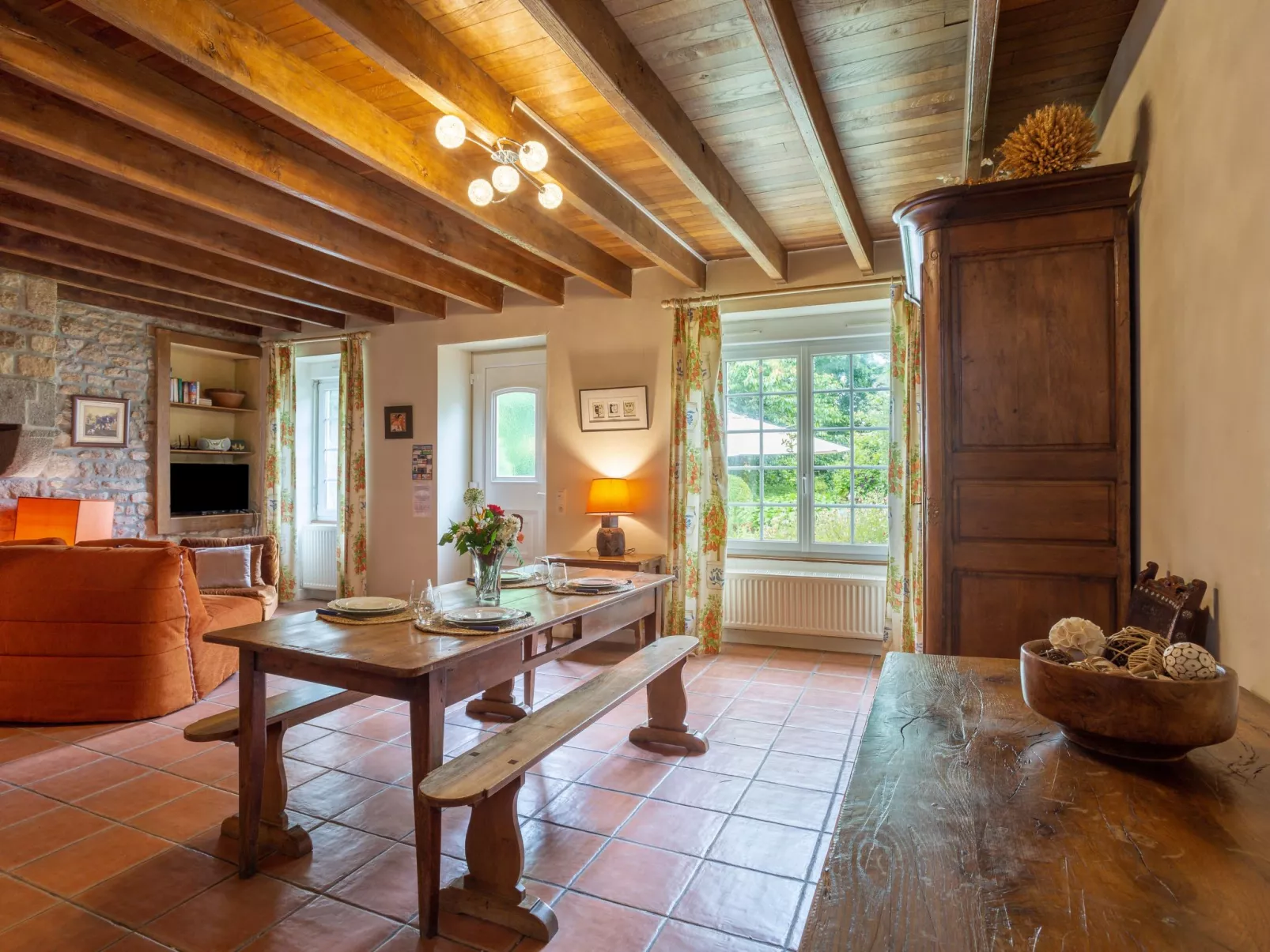 La Haute Gilberdière-Inside
