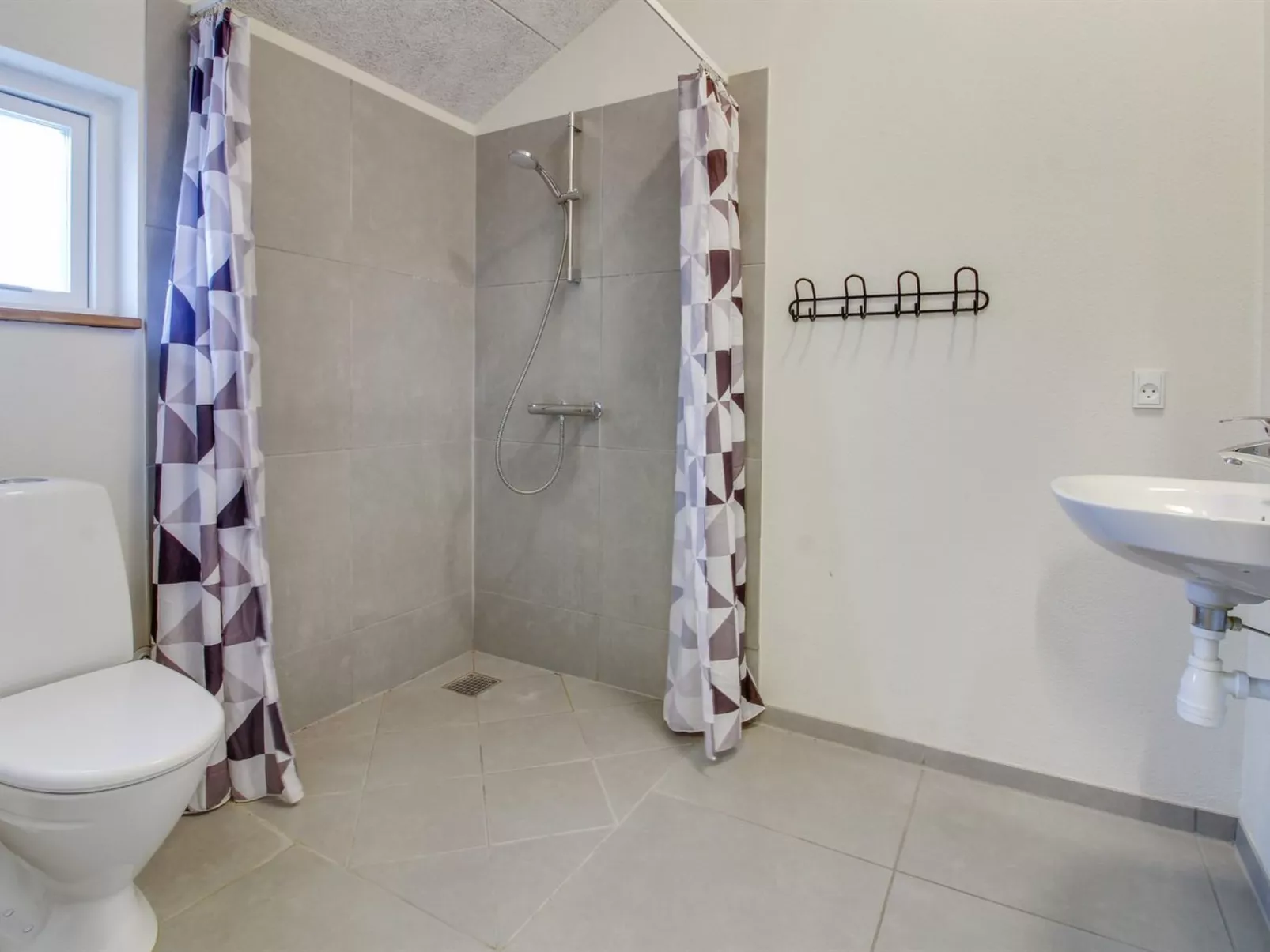 "Tenaya" - 200m from the sea-Inside