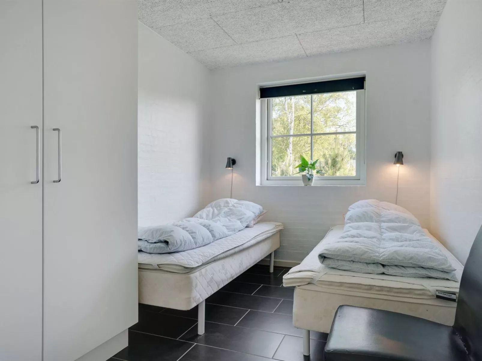 "Aimy" - 350m from the sea-Inside