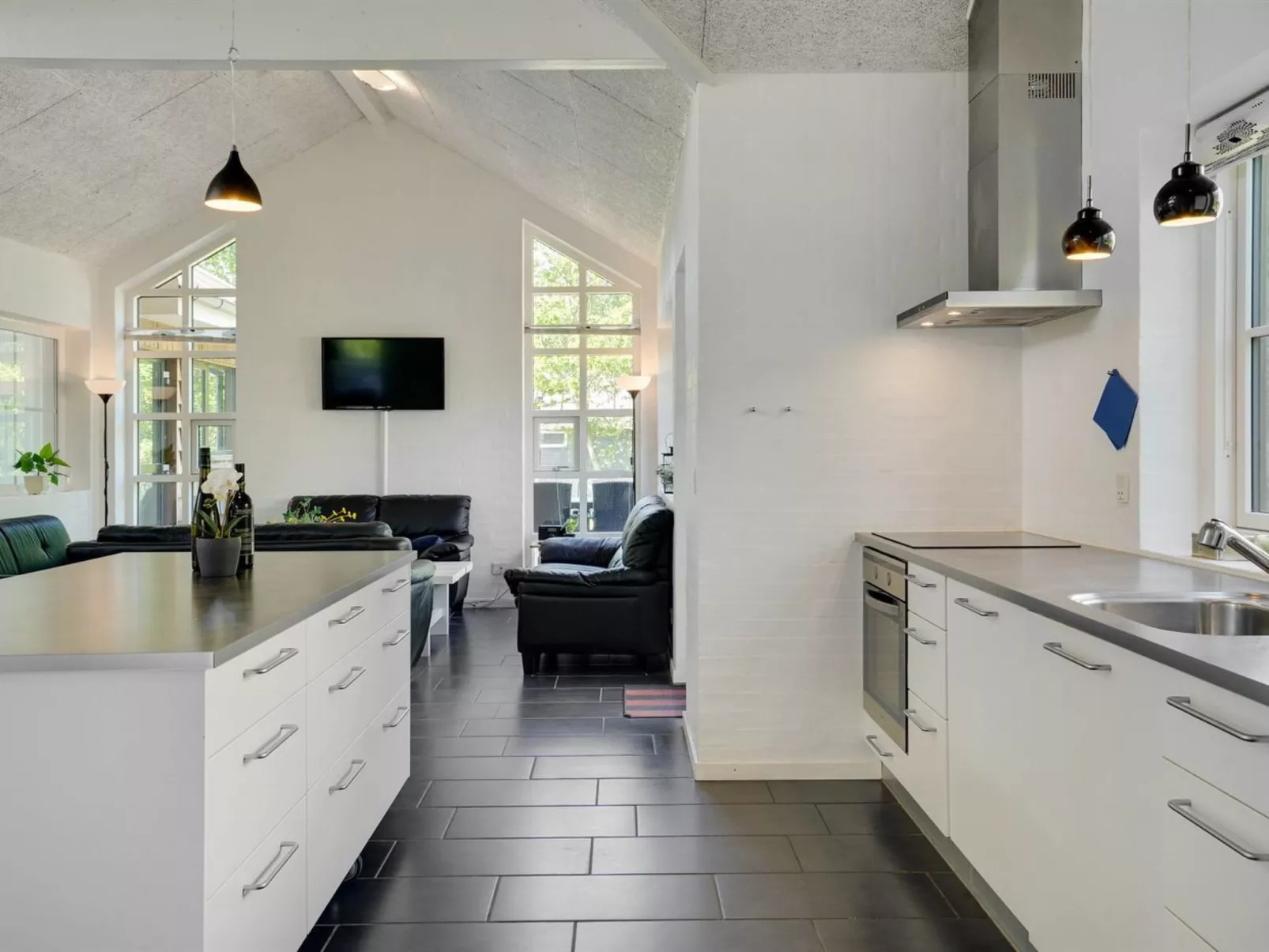 "Aimy" - 350m from the sea-Inside