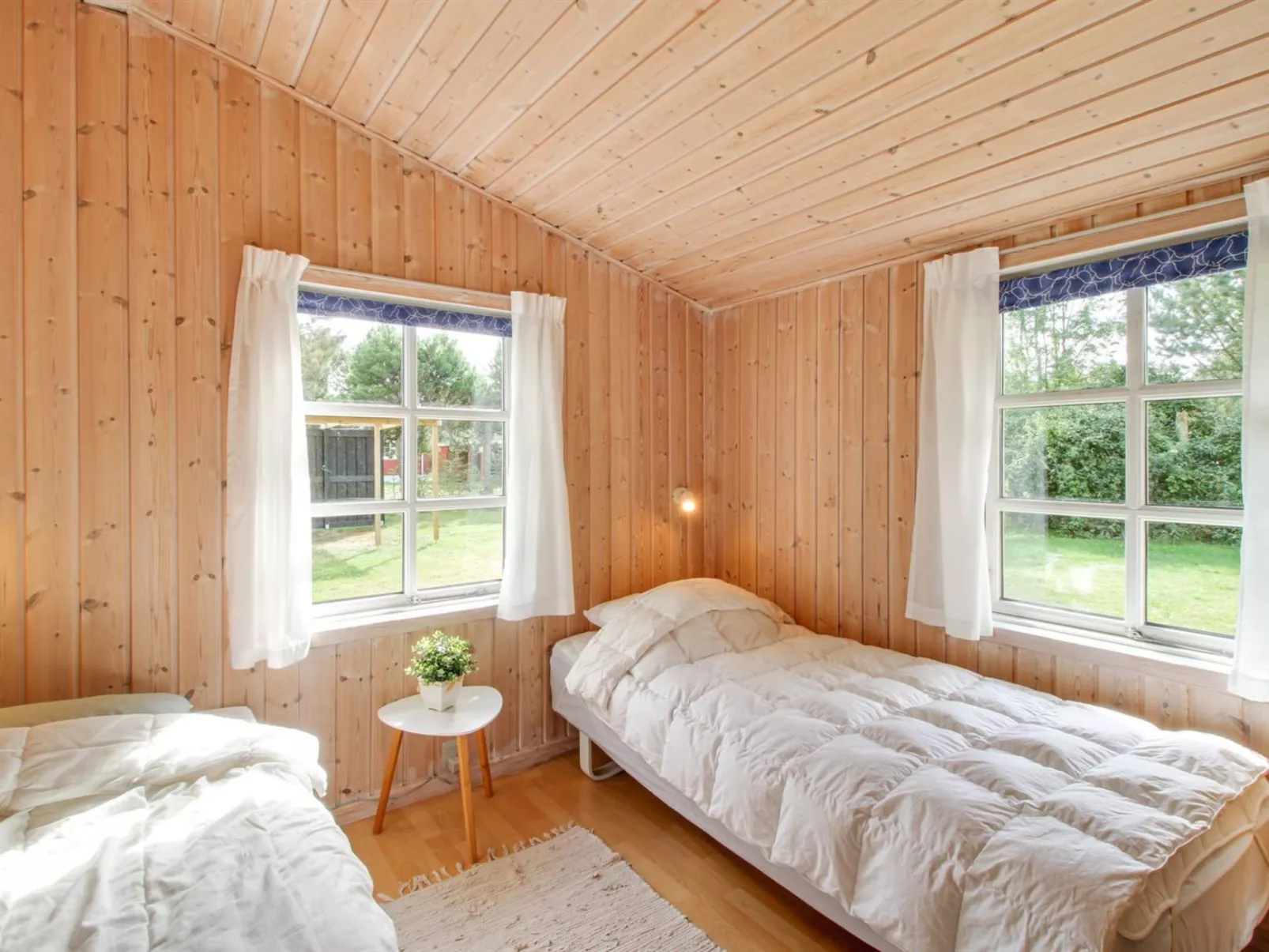 "Salgarth" - 450m from the sea-Inside