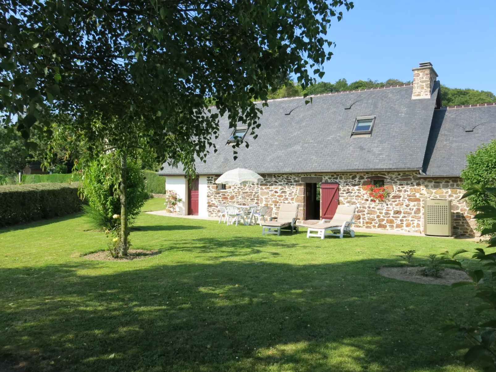 La Chevalerie-Outside