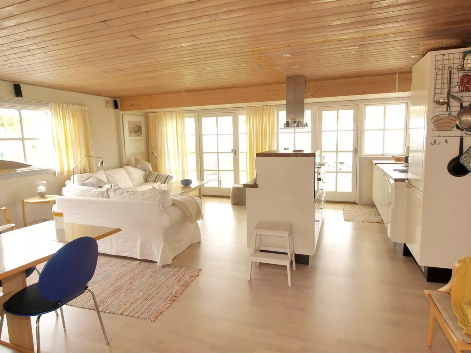 "Iikka" - 300m from the sea-Drinnen