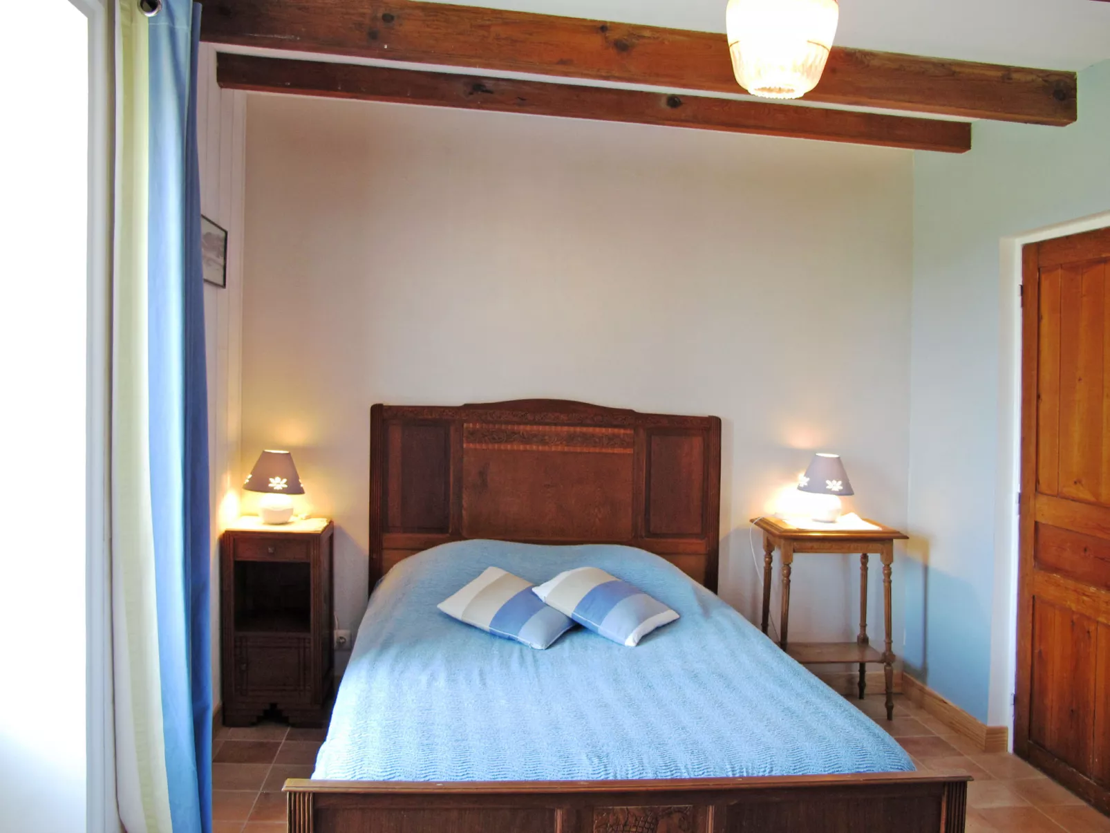 La Ferme du Manoir-Inside