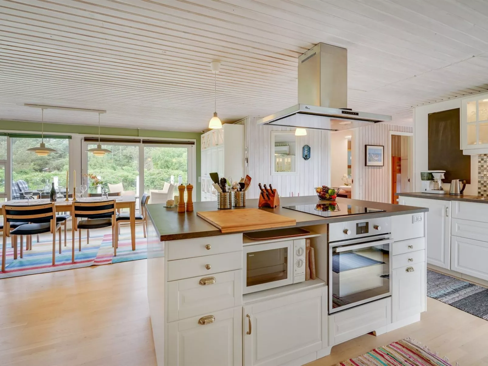 "Niina" - 800m from the sea-Inside