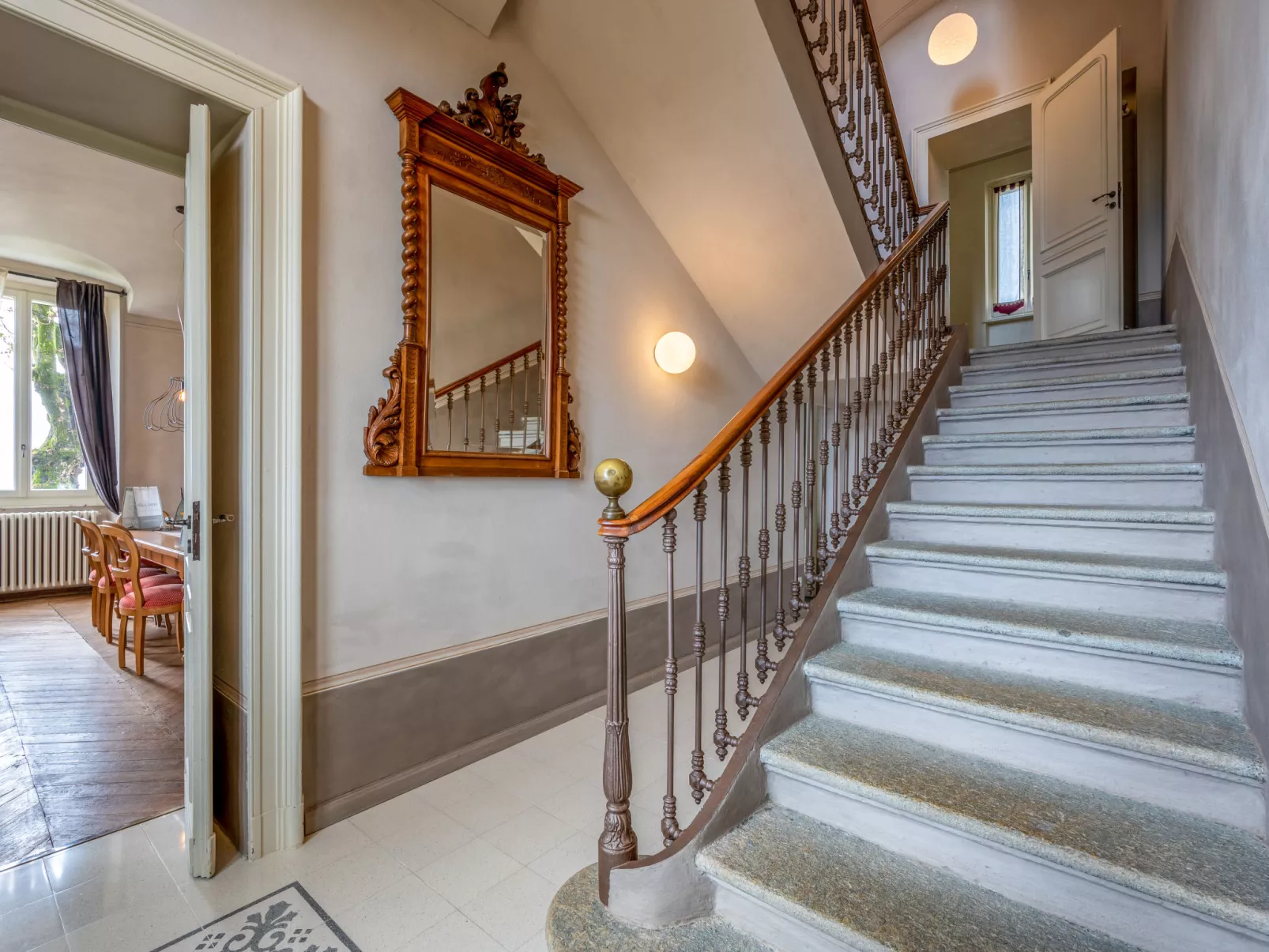Villa Loreto-Inside