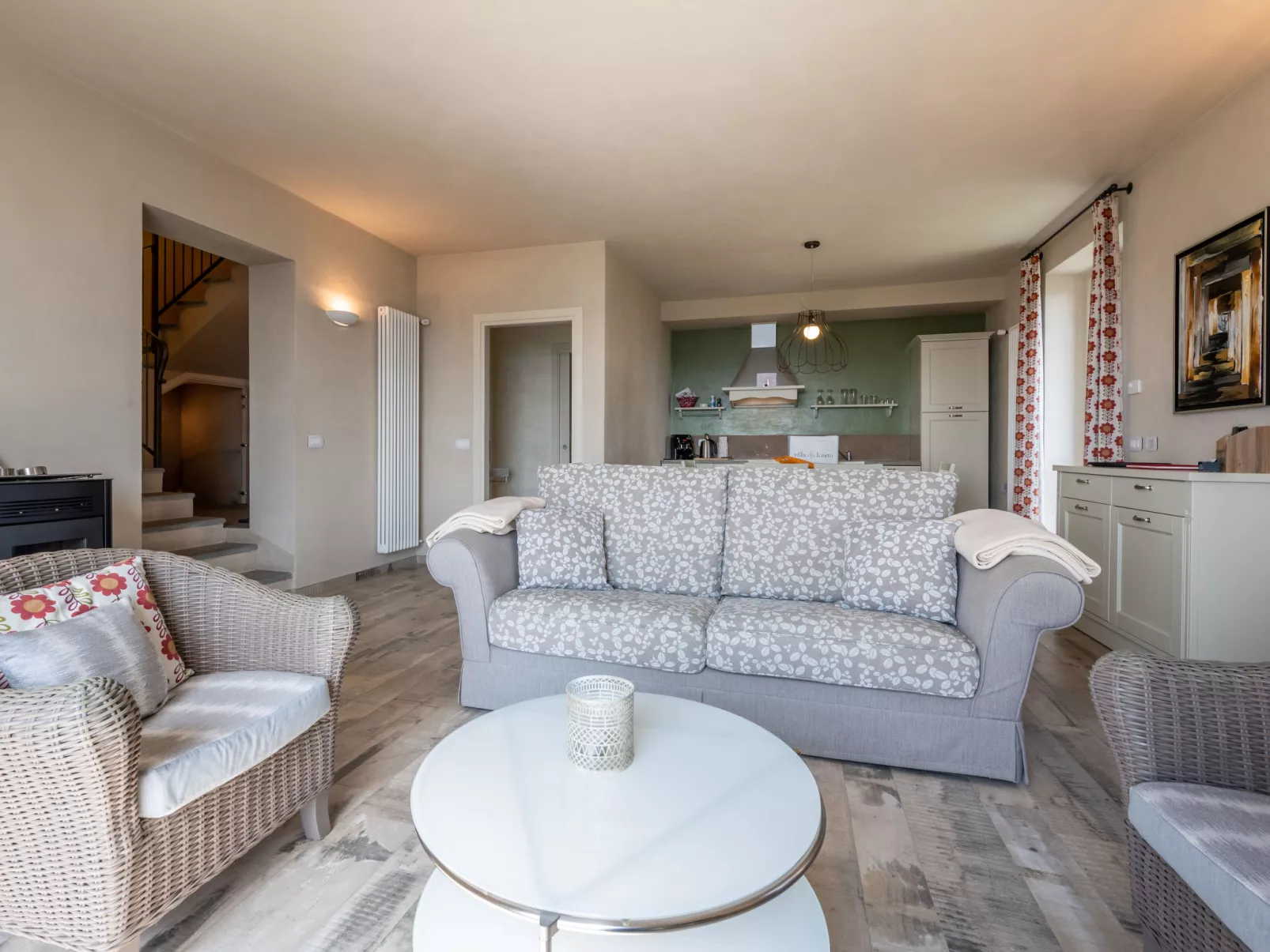Cascina-Inside