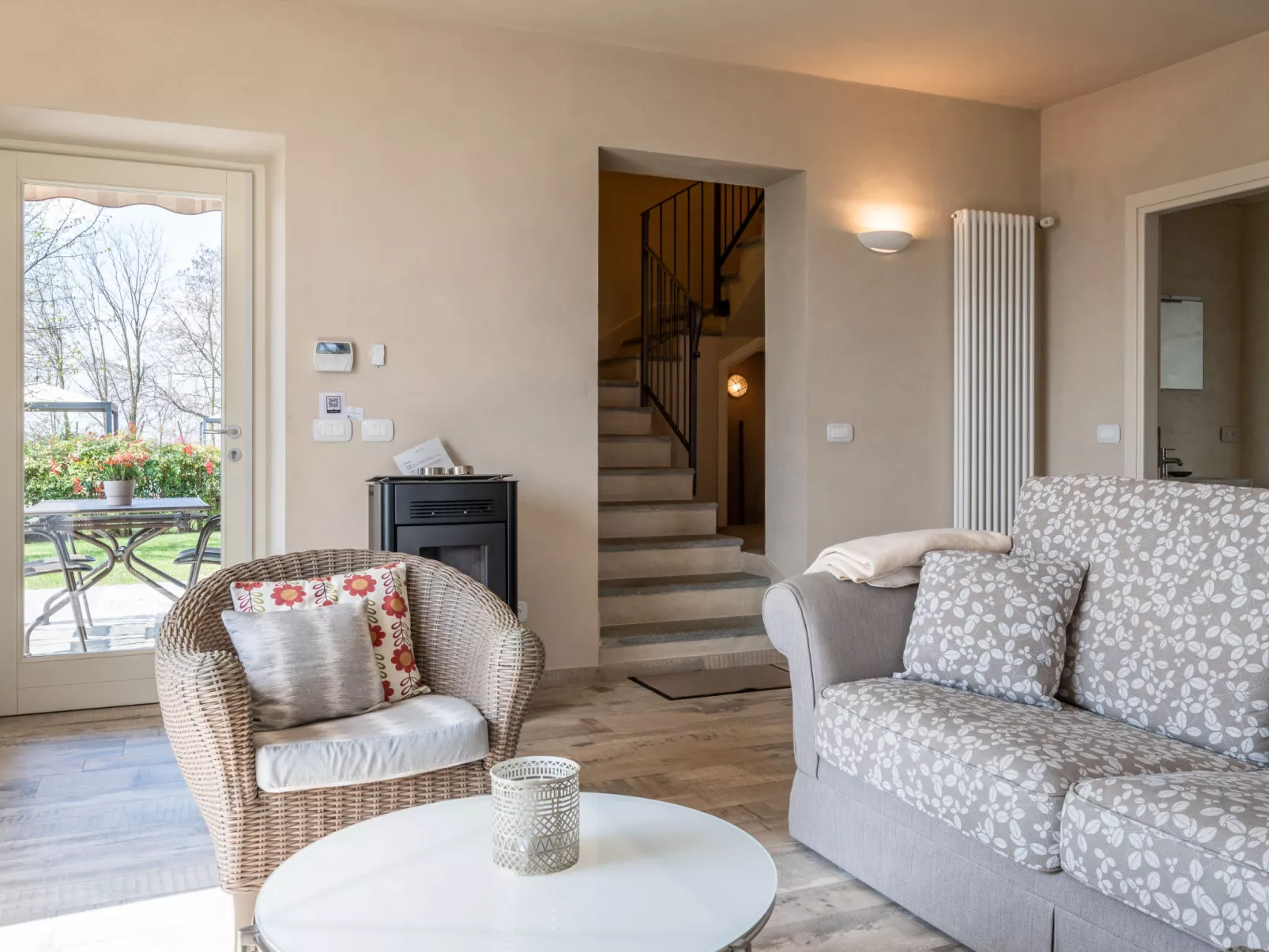 Cascina-Inside