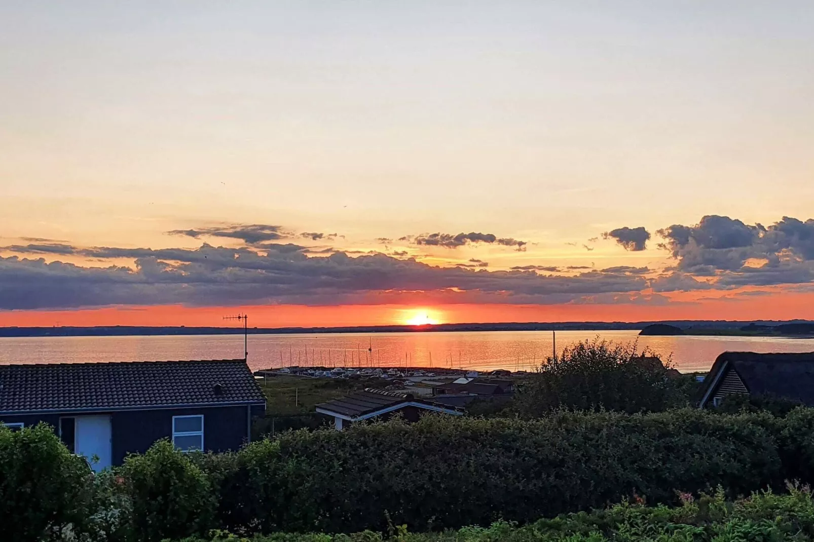 Maison de vacances pour 6 a Knebel-By Traum - Vue sur l'eau