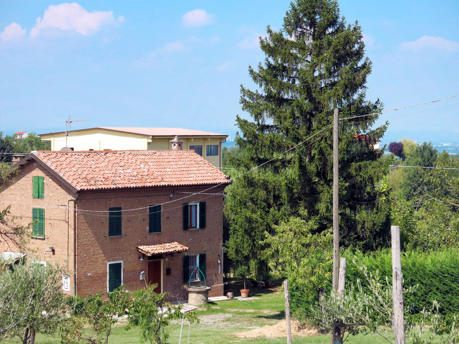 Il Valletto-Outside