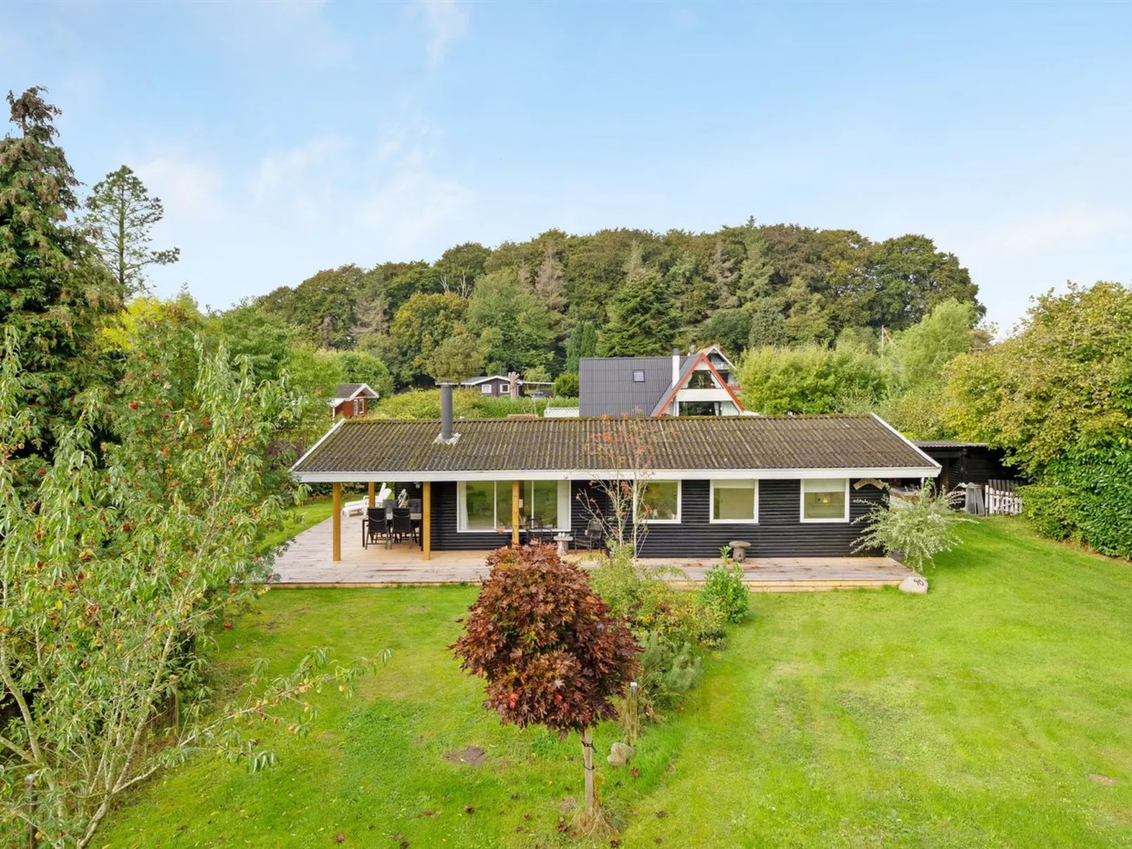 "Aksa" - 400m from the sea-Outside