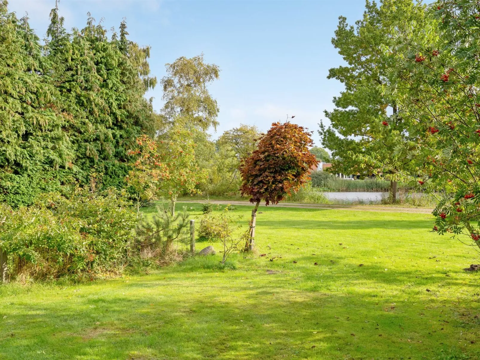 "Aksa" - 400m from the sea-Outside