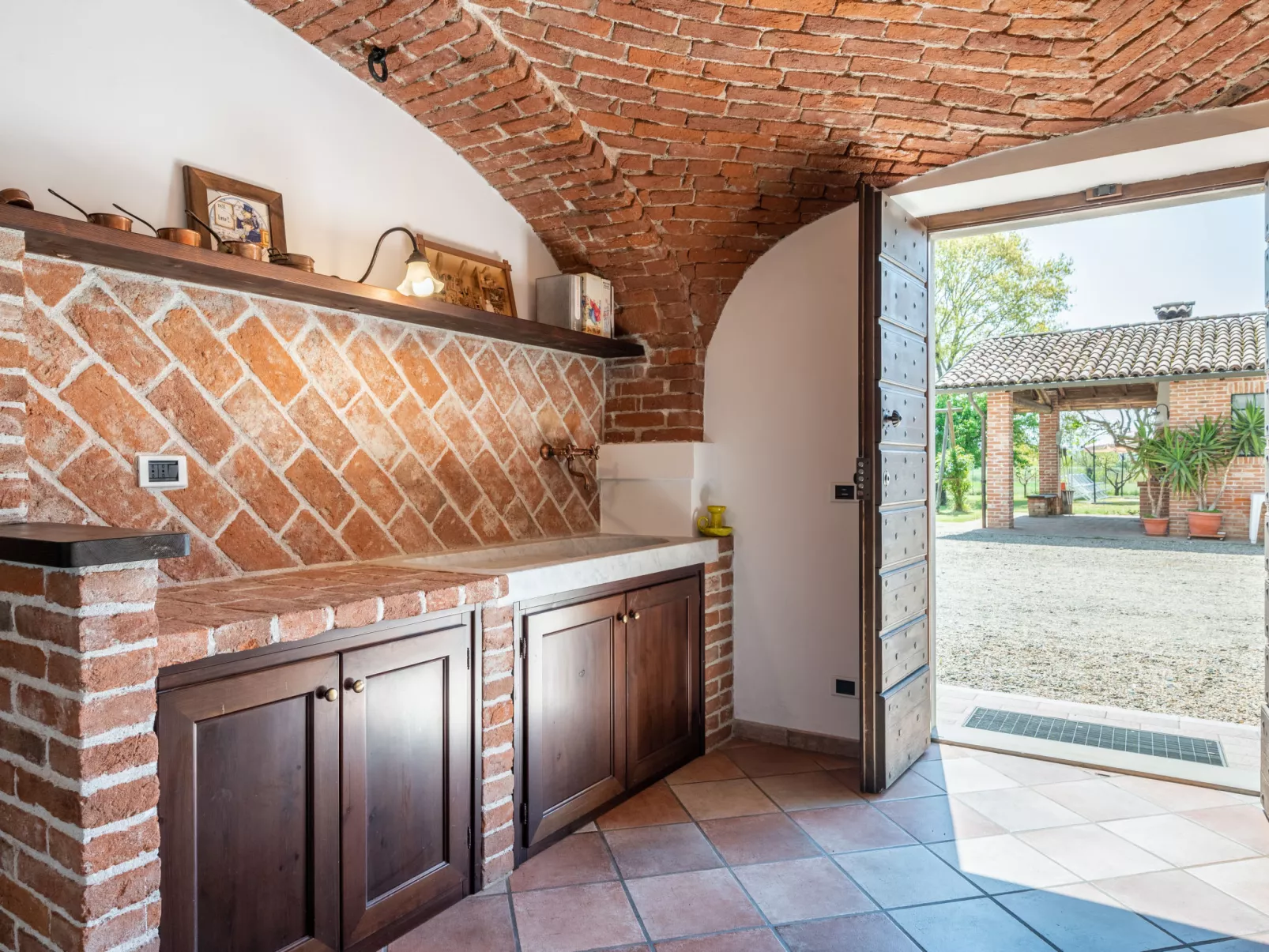 Cascina Anna-Inside