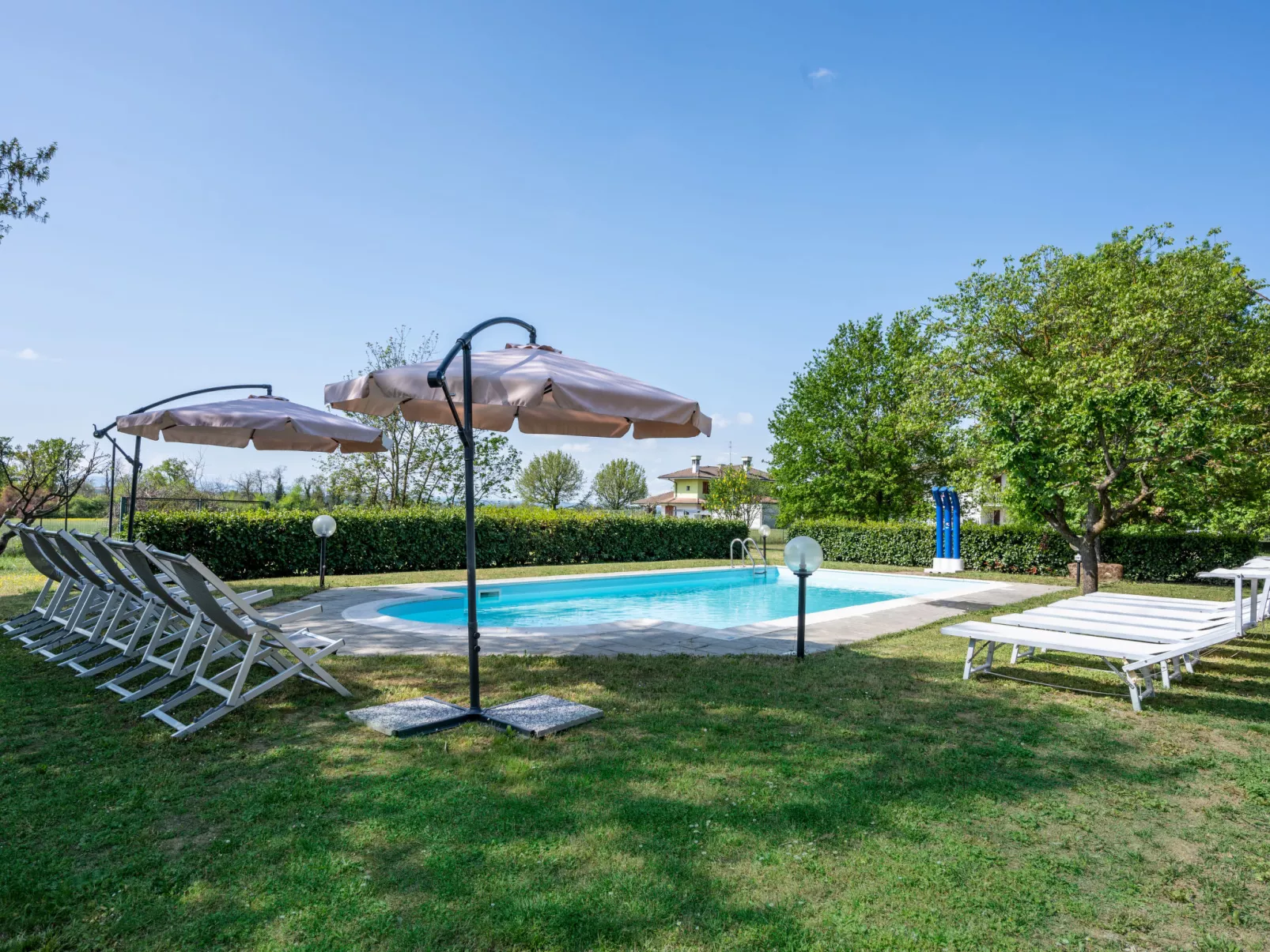 Cascina Anna-Outside