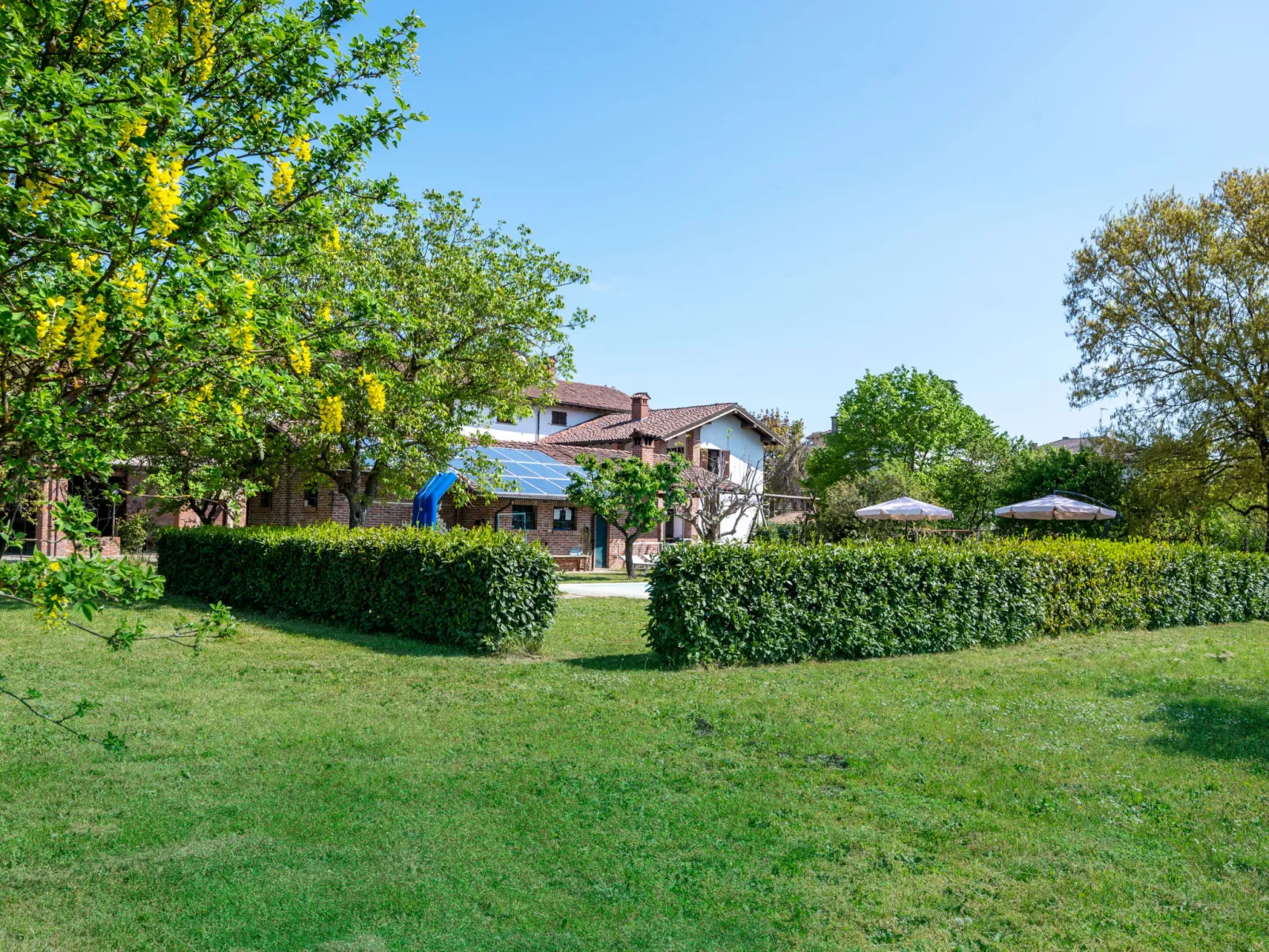 Cascina Anna-Outside