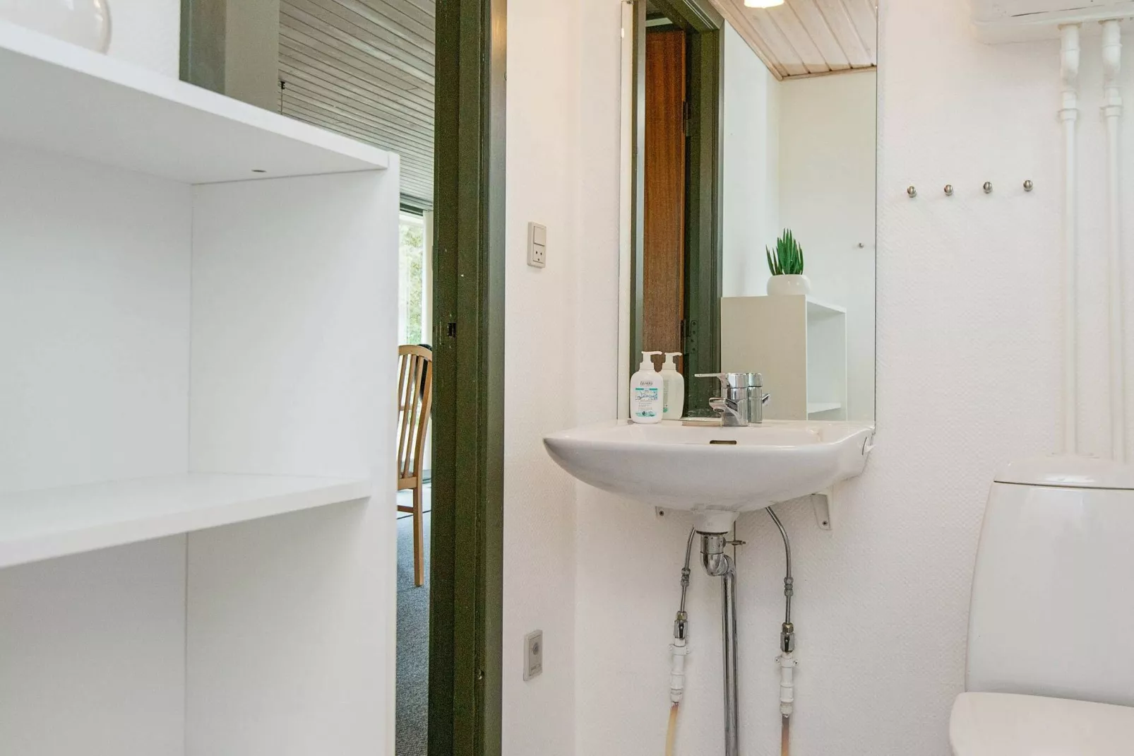 6 person holiday home in Ebeltoft-By Traum-Indoor