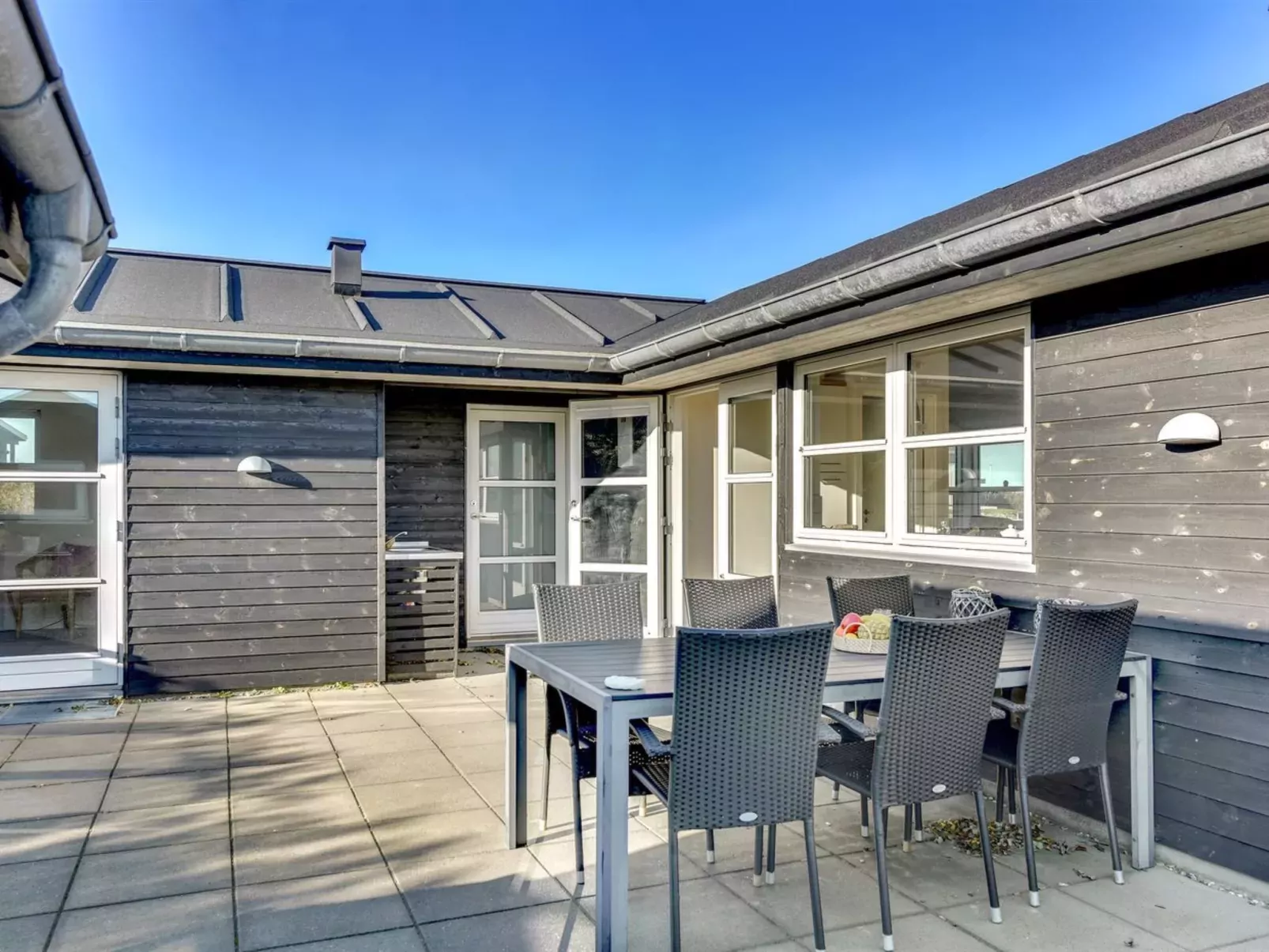 "Dimka" - 300m from the sea-Outside