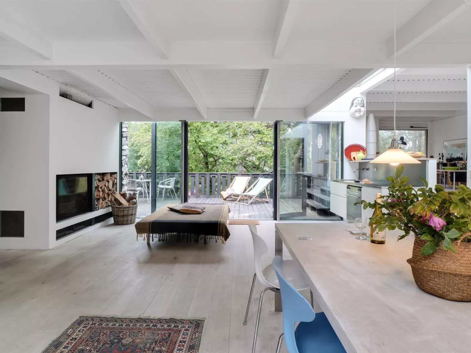 "Smillaaraq" - 150m from the sea-Inside