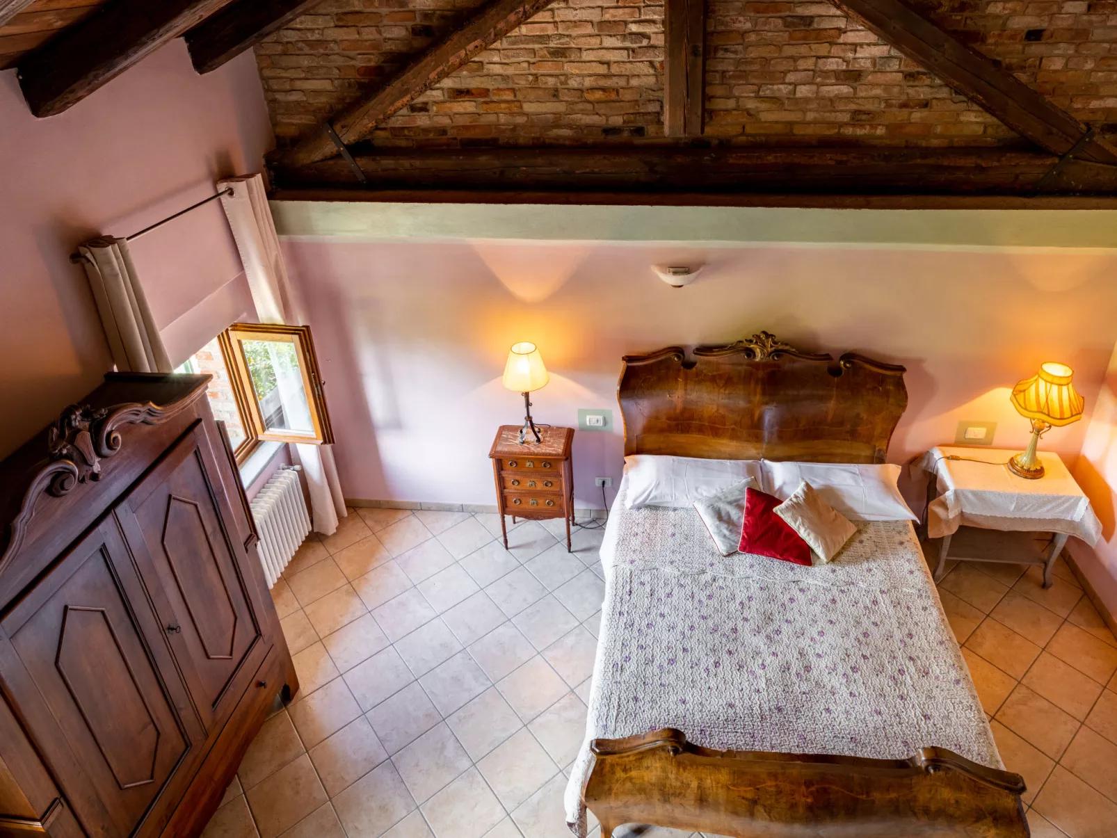 Antica Cascina-Inside