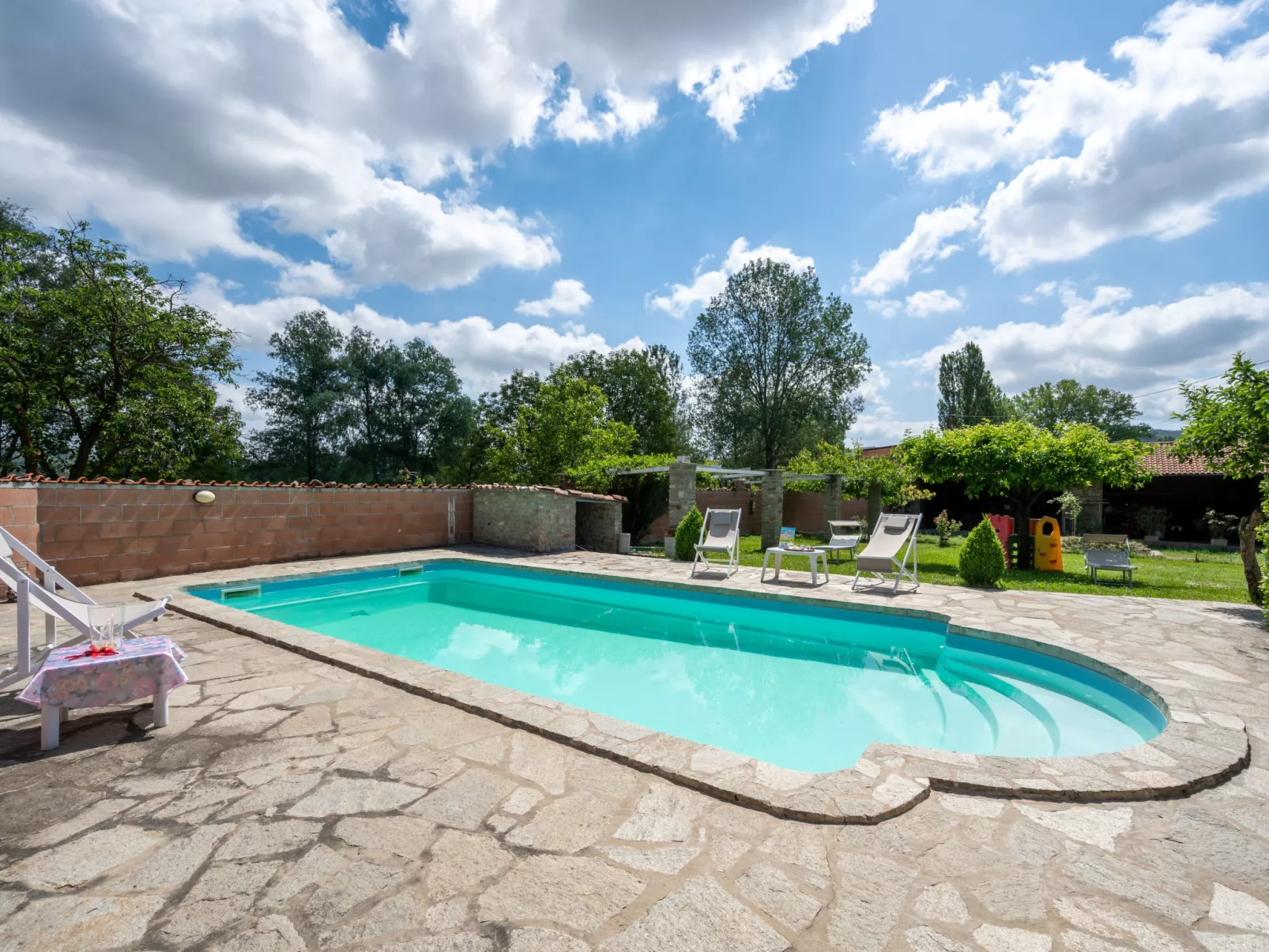 Antica Cascina-Outside