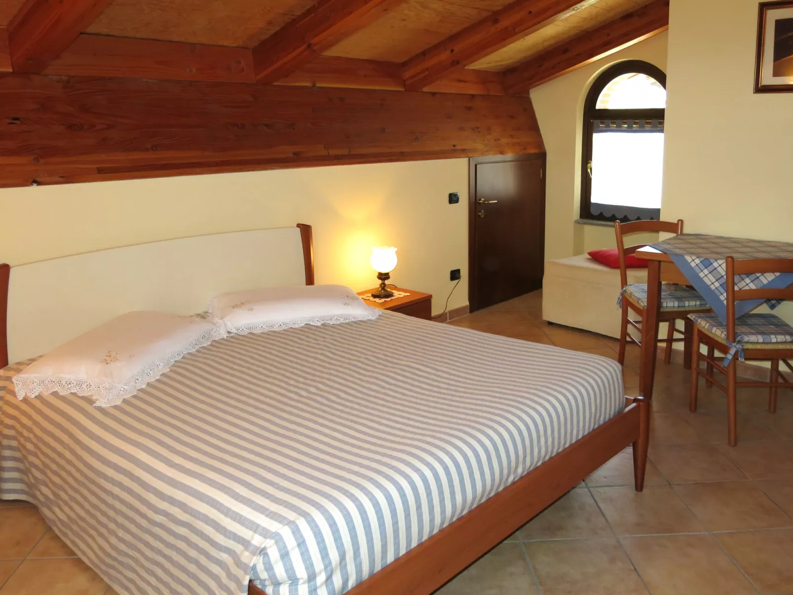 Collina San Ponzio-Inside