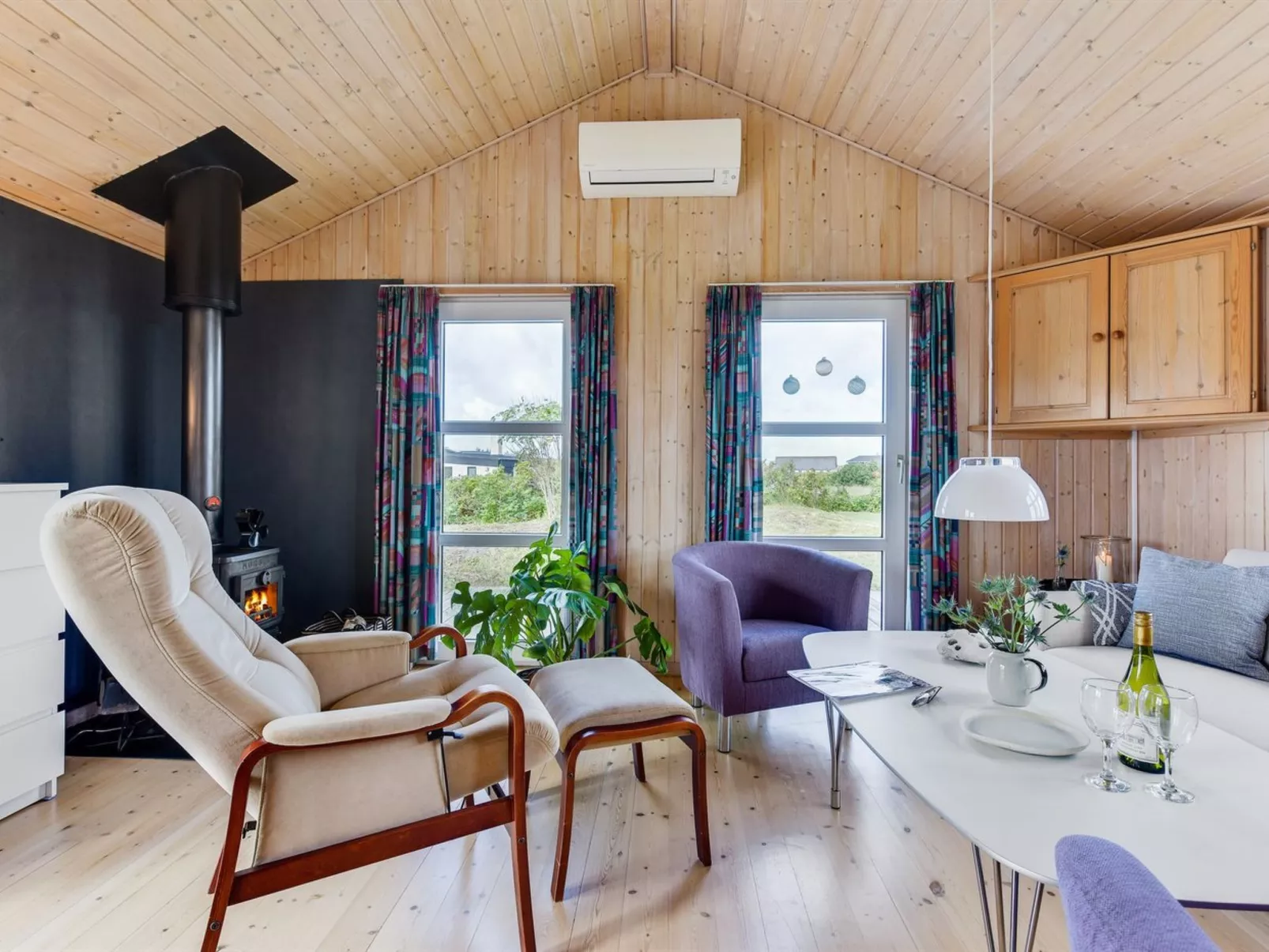 "Adisl" - 350m from the sea-Inside