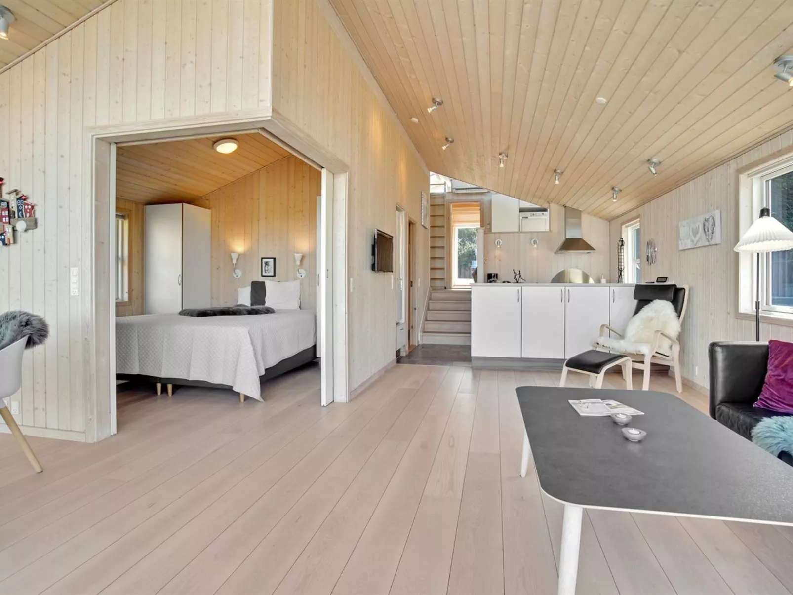 "Hermande" - 203m from the sea-Inside
