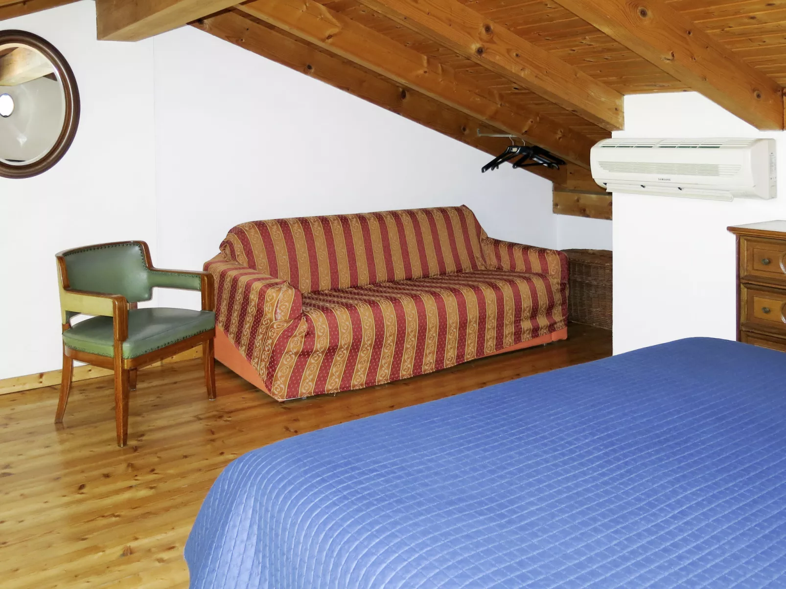 Le Rose Rosse-Inside